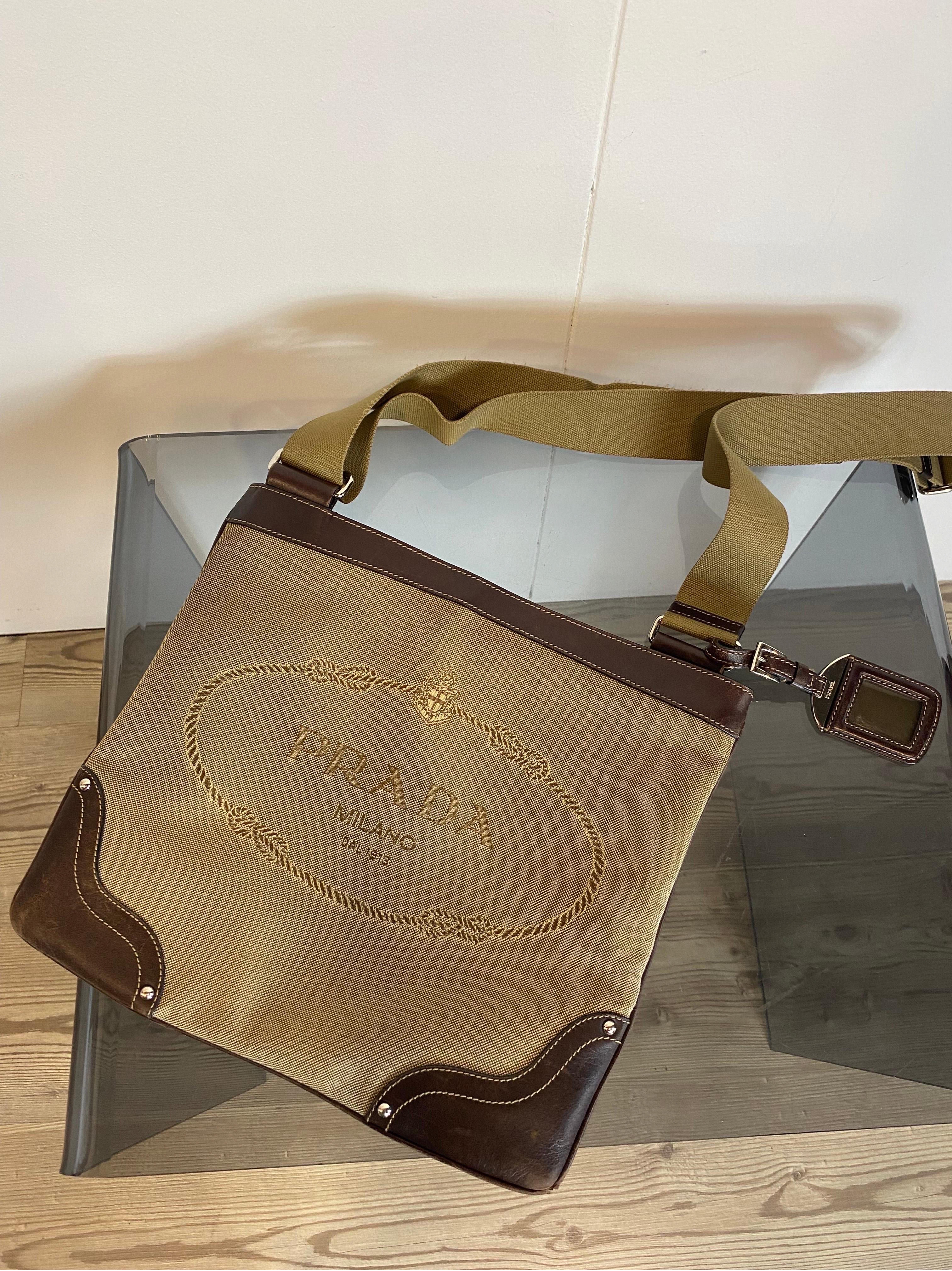 Prada Canapa shoulder bag in canvas with logo In Good Condition In Carnate, IT