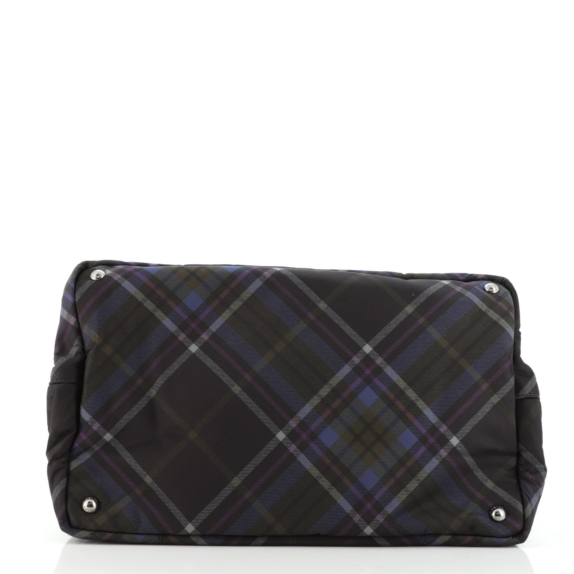 Prada Canapa Tote Bedrucktes Tessuto Medium im Zustand „Gut“ in NY, NY