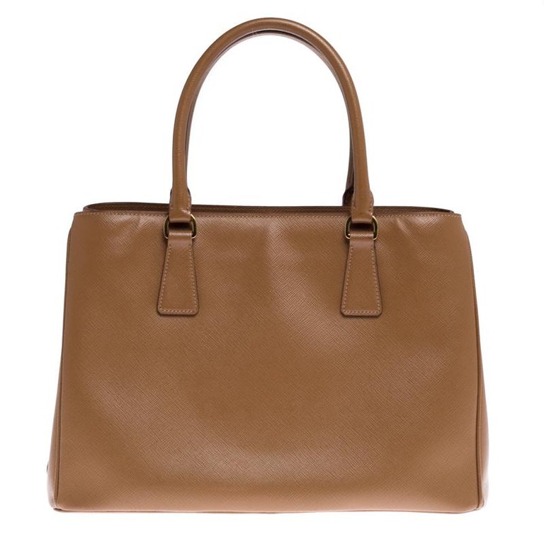 Prada Caramel Saffiano Lux Leather Galleria Tote For Sale at 1stDibs