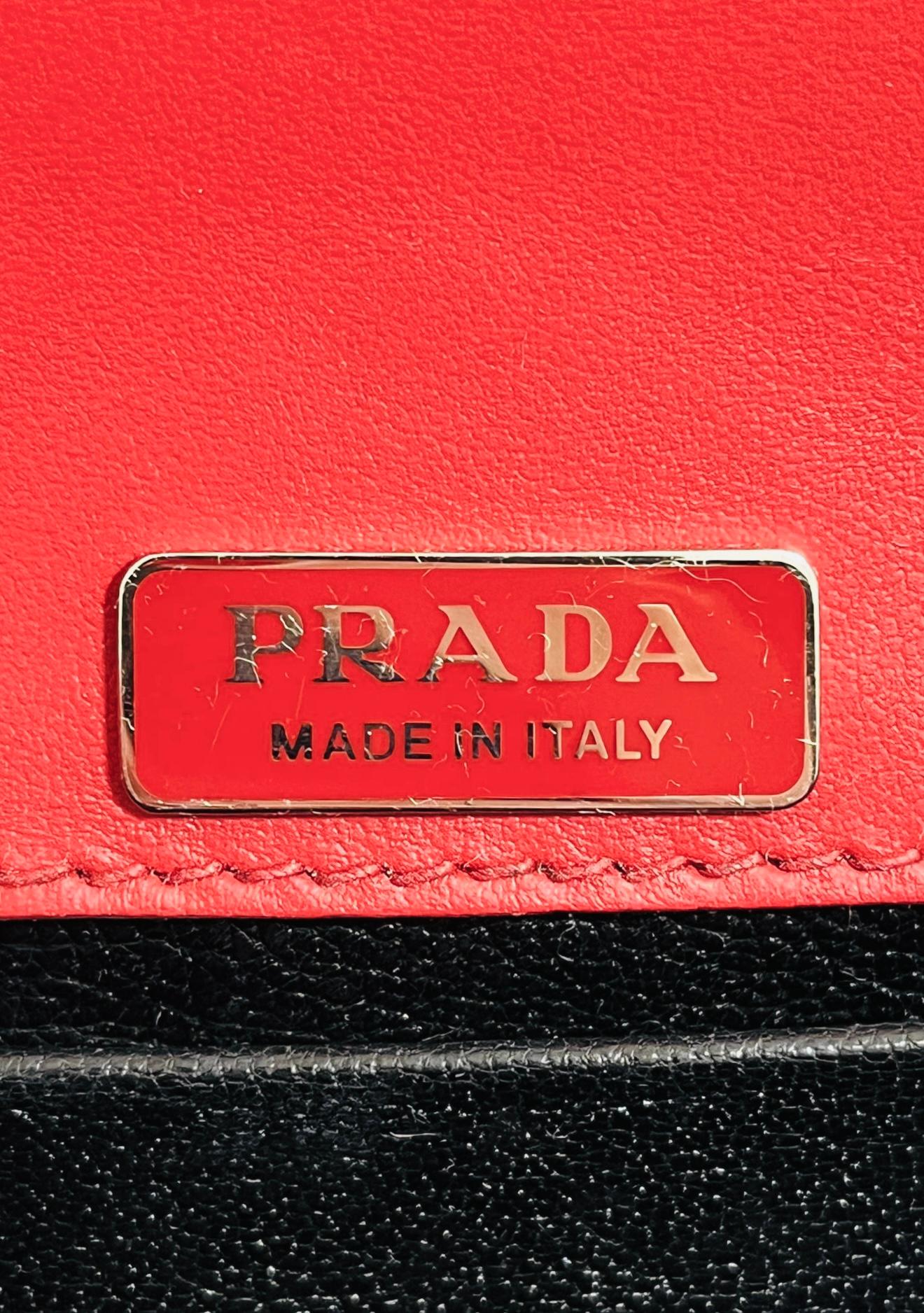 Prada Cashier Crystal Embellished Leather Bag For Sale 6