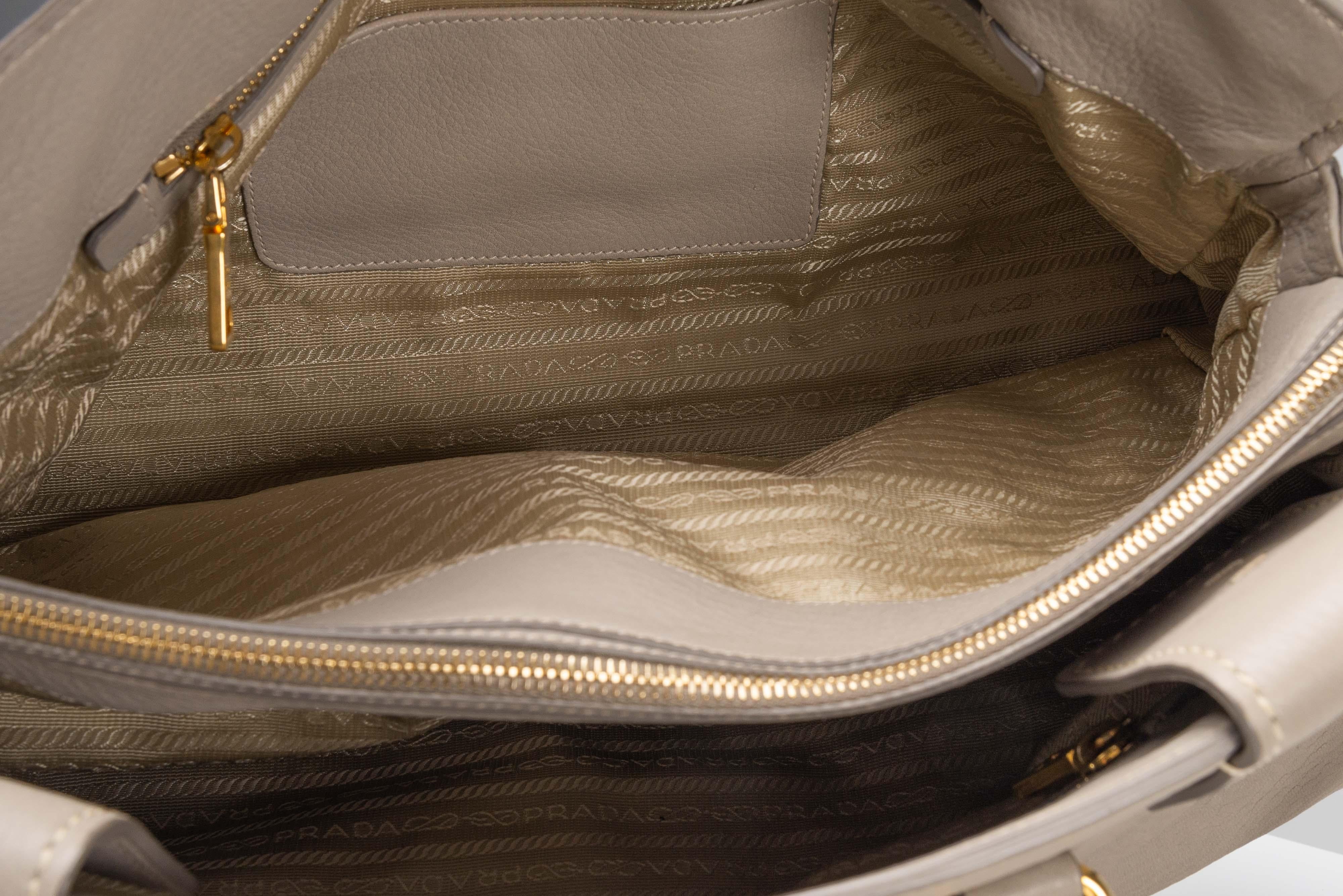 Prada Cervo Handbag Leather Shoulder Bag For Sale 8
