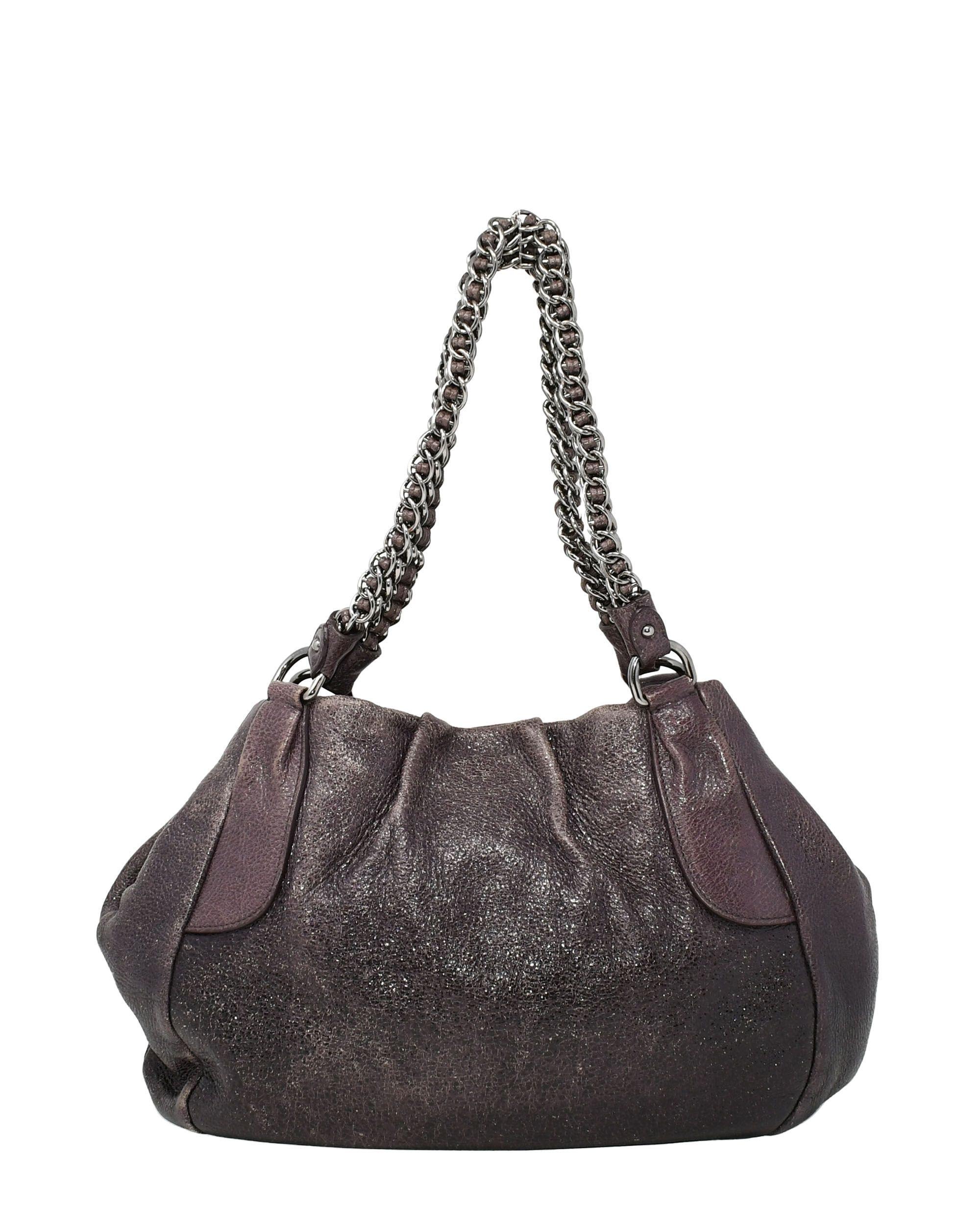 Sac à bandoulière Cervo Lux en cuir violet irisé et pailleté Bon état - En vente à Kingston, NY