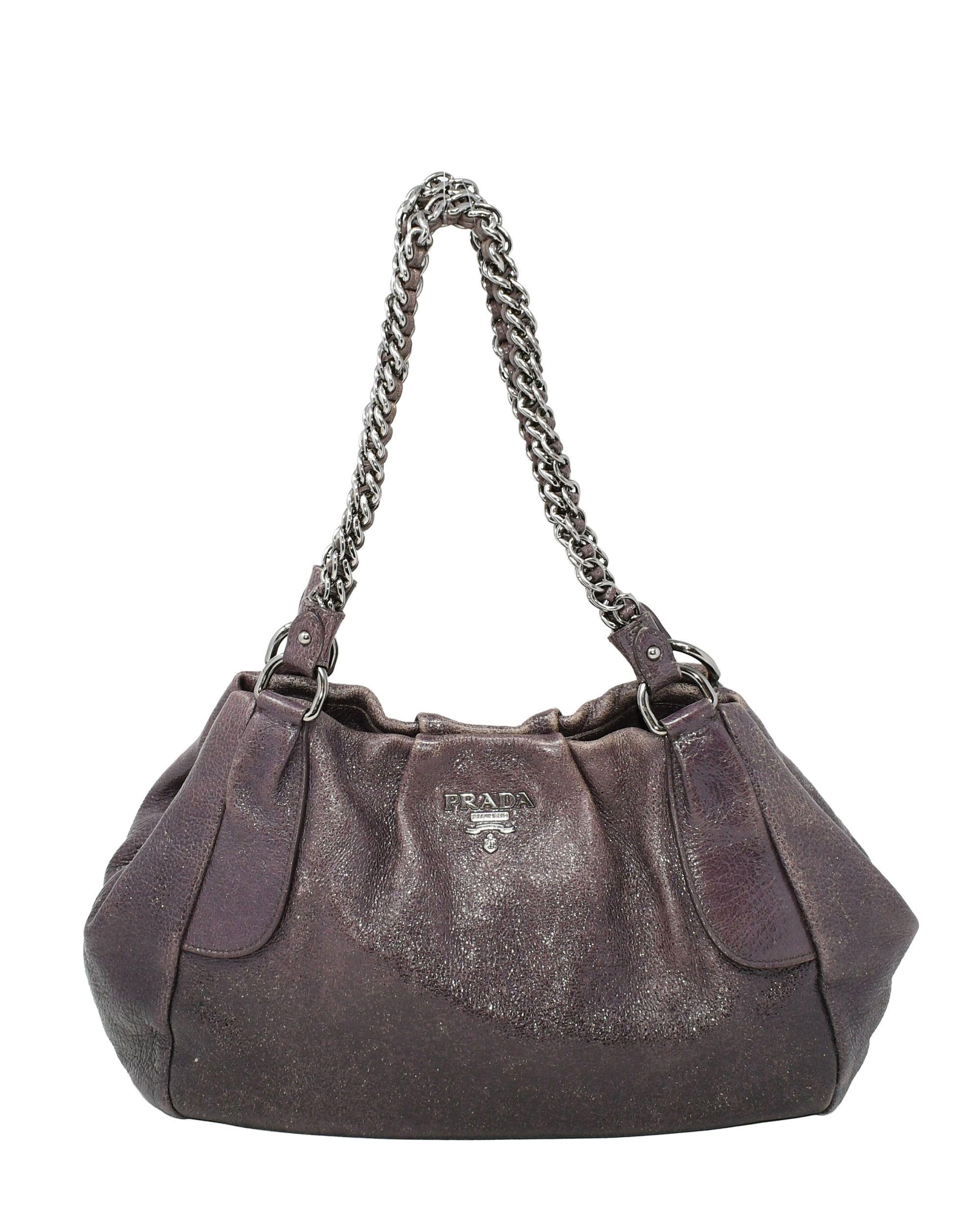 Sac à bandoulière Cervo Lux en cuir violet irisé et pailleté en vente 3