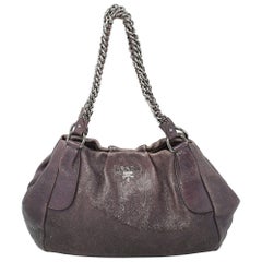 Prada Cervo Lux Kette Umhängetasche aus irisierendem lila Glitzerleder