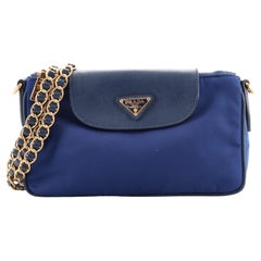 Prada Crossbody-Tasche aus Tessuto und Saffiano-Leder mit Kette