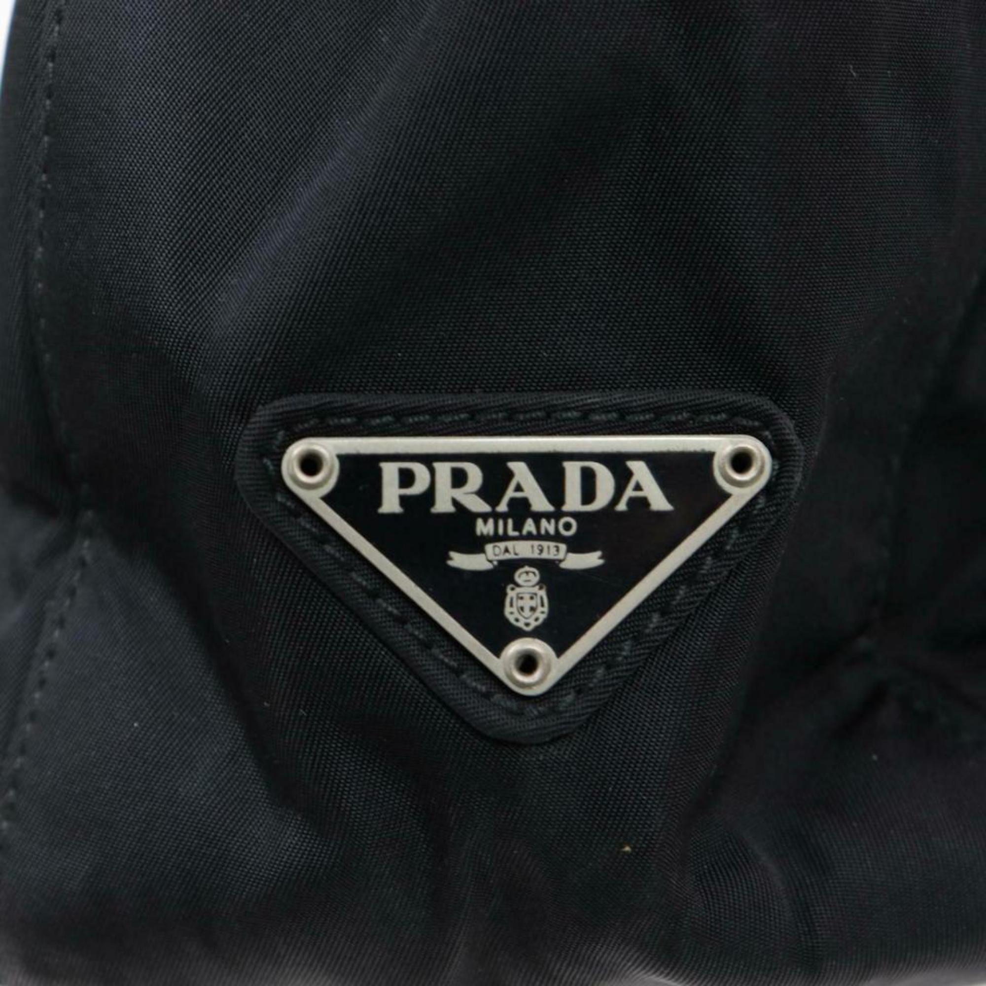 Prada Chain Tote 870605 Black Nylon Shoulder Bag In Excellent Condition For Sale In Forest Hills, NY