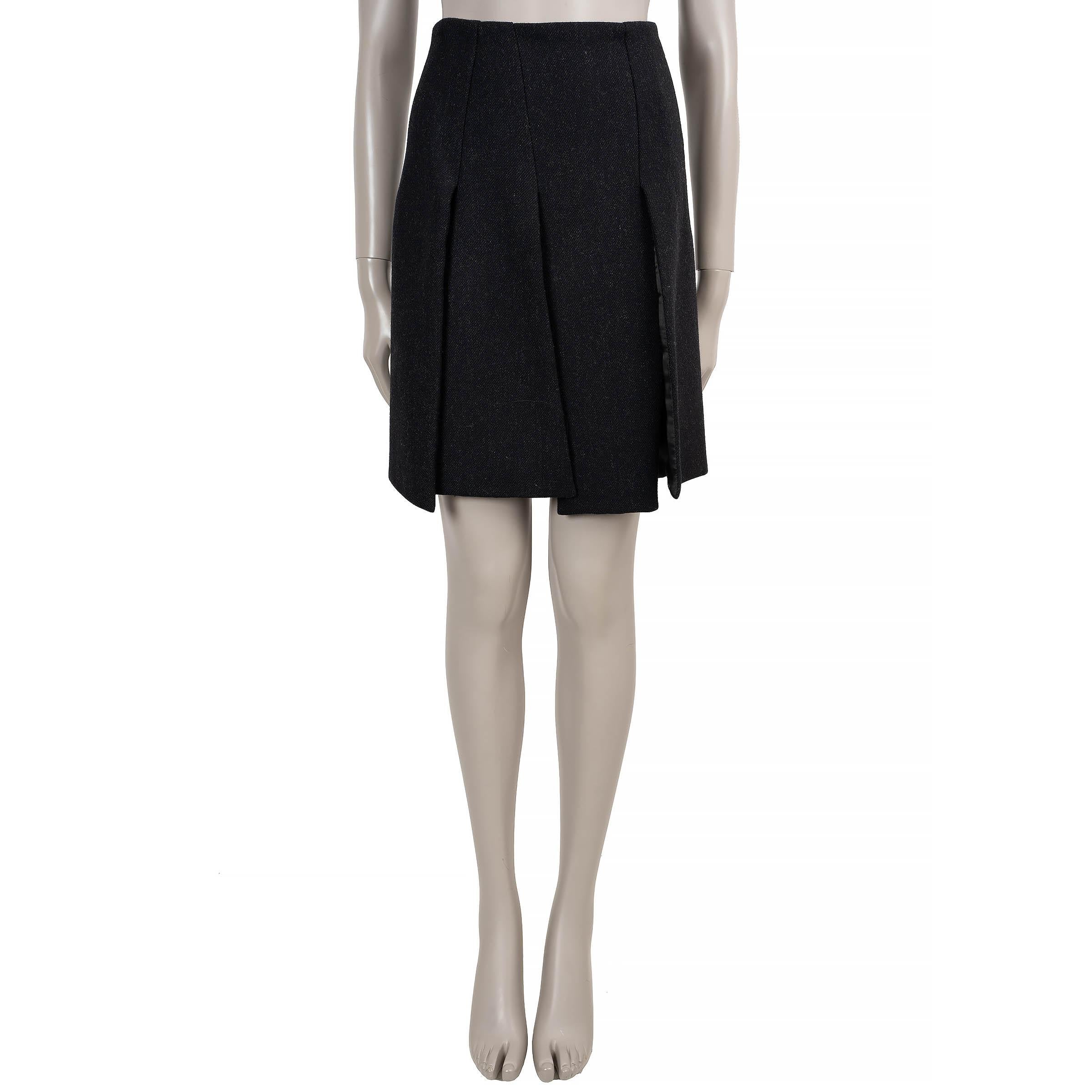 PRADA Gonna in lana grigio antracite 1998 ASIMMETRICO BOX PLEAT 38 XS In condizioni ottime in vendita a Zürich, CH