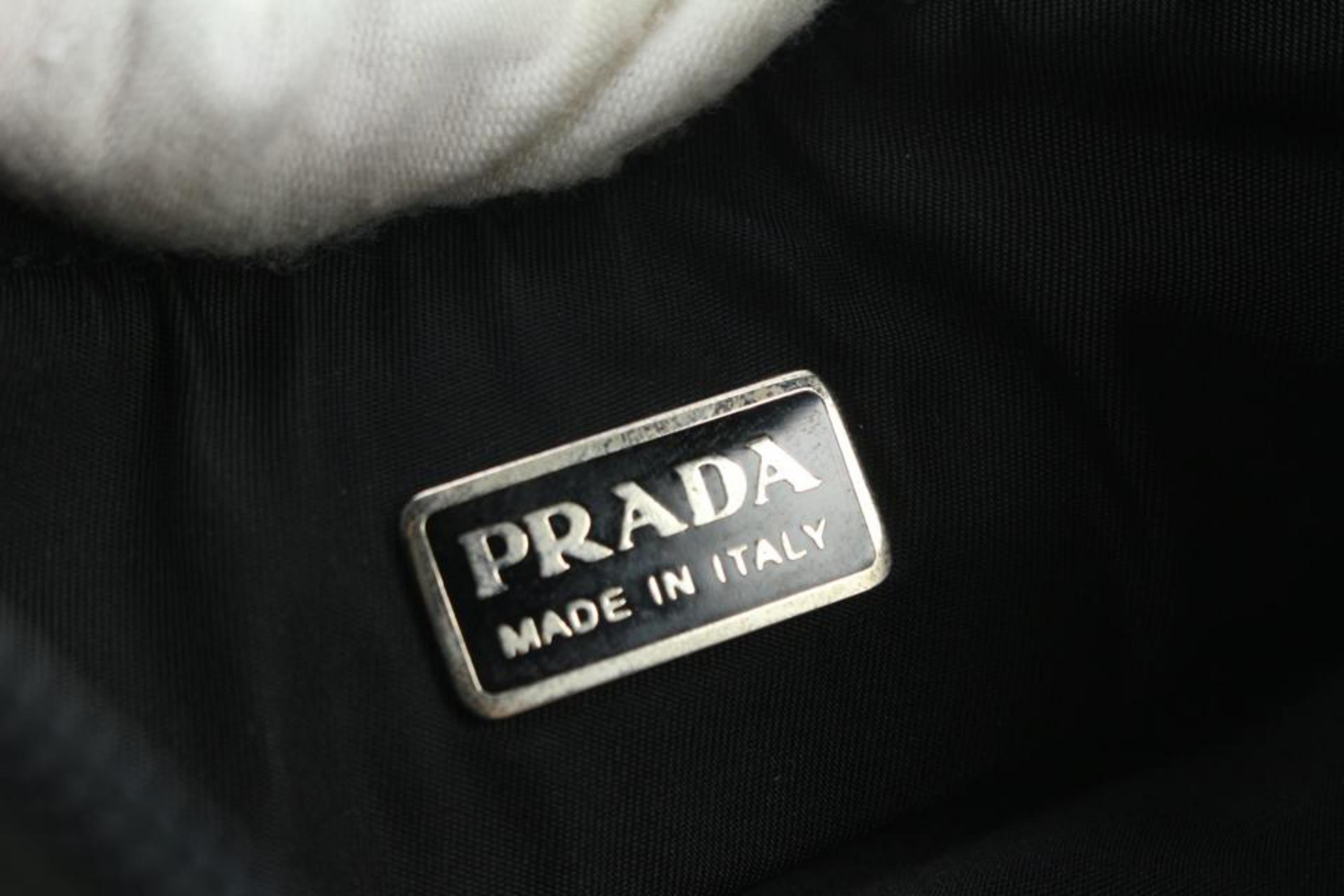 Prada Charcoal Grey Wool Mini Hobo Shoulder Bag 13p36 For Sale 4