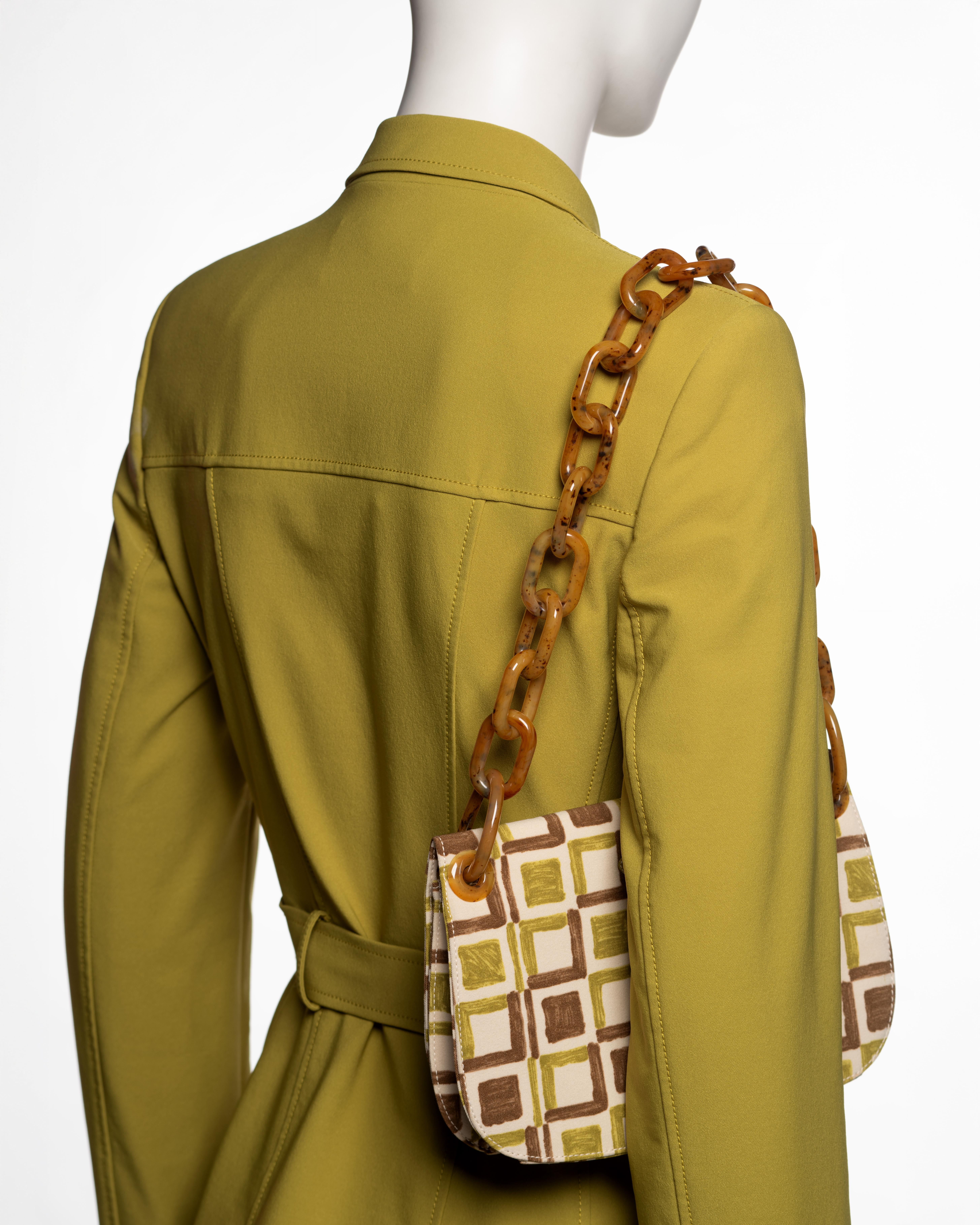Ensemble veste safari, jupe et sac imprimé chartreuse Prada, SS 1996 en vente 5