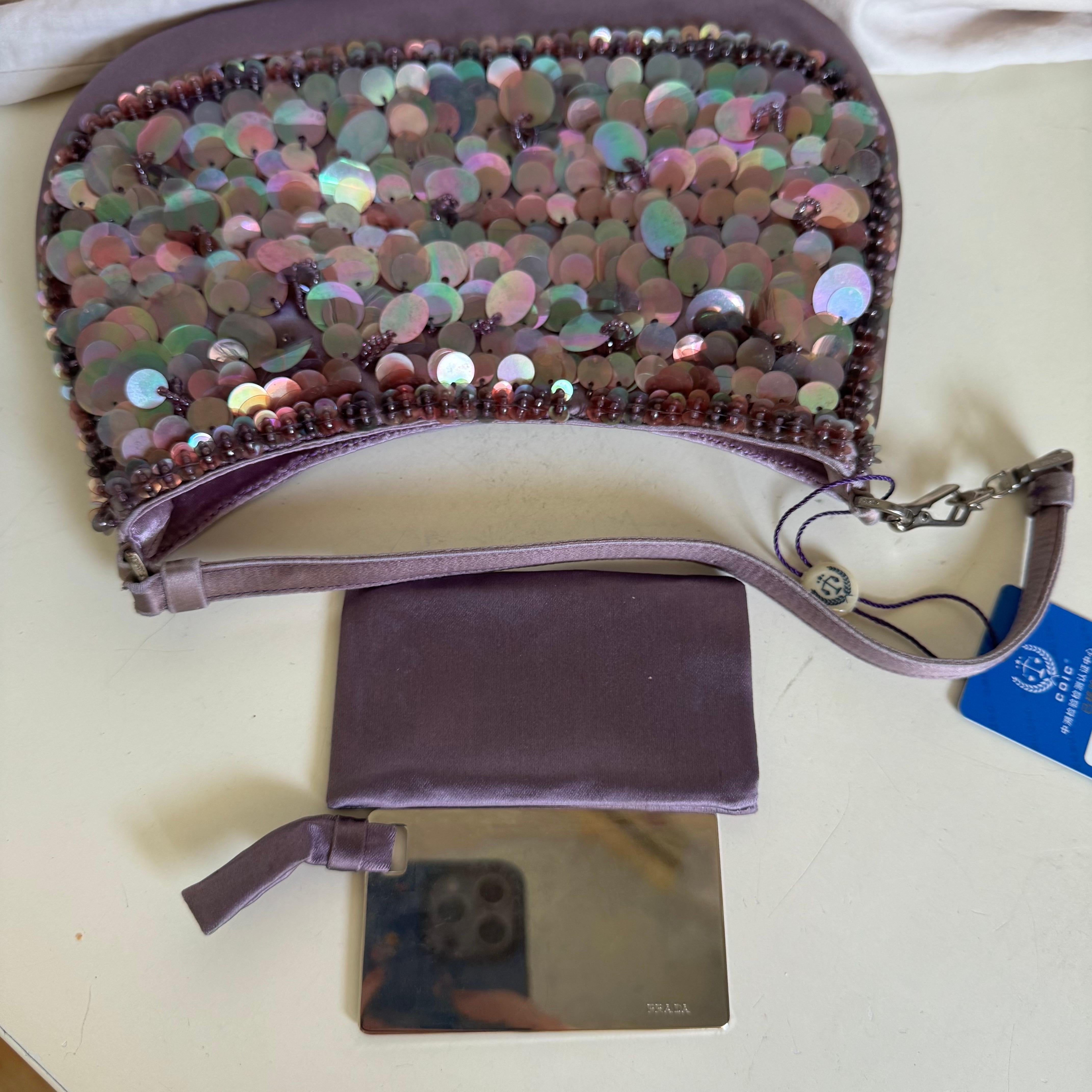 Prada Cleo Vintage Lila Seide und Pailletten Abend Handtasche im Angebot 14