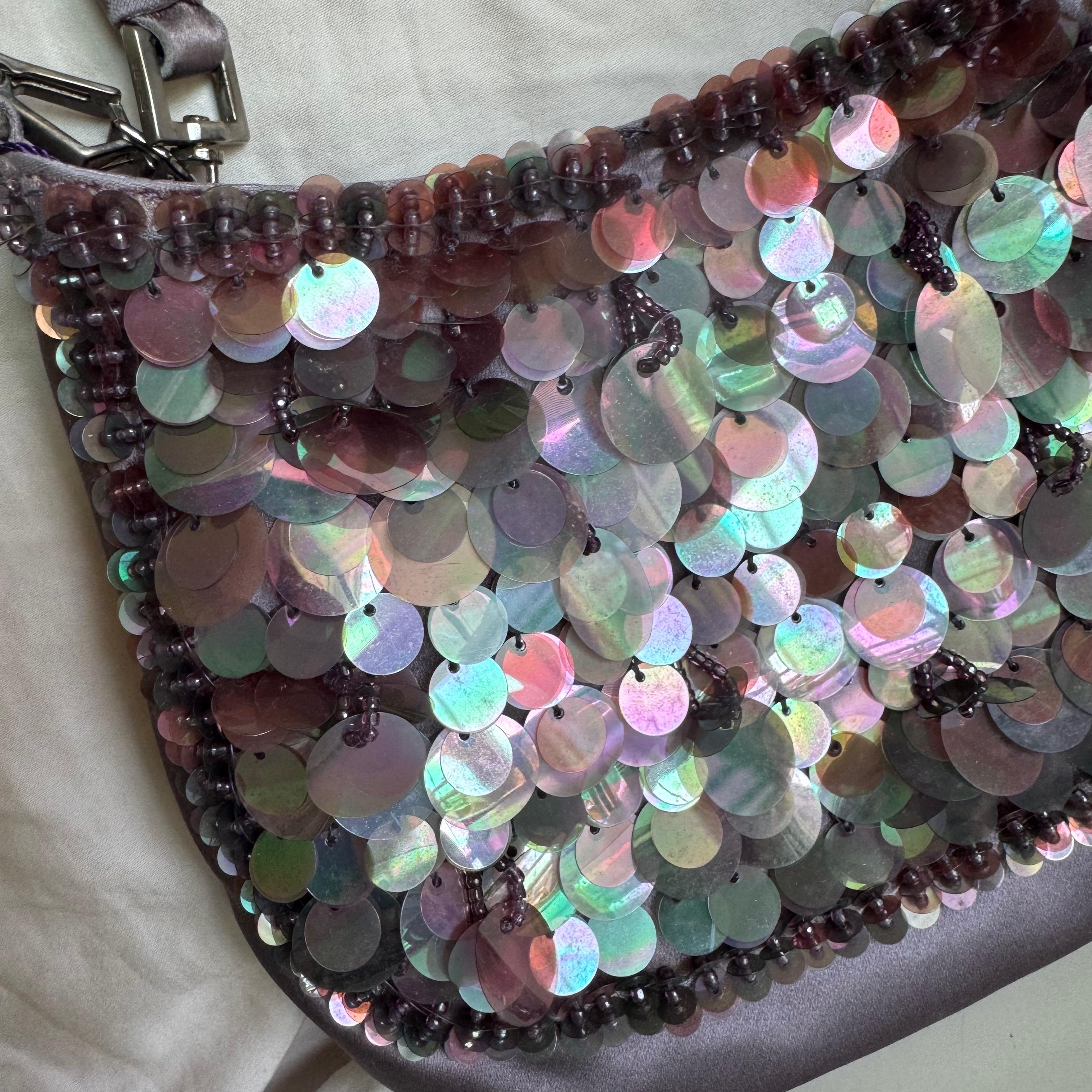 Prada Cleo Vintage Lila Seide und Pailletten Abend Handtasche im Angebot 4