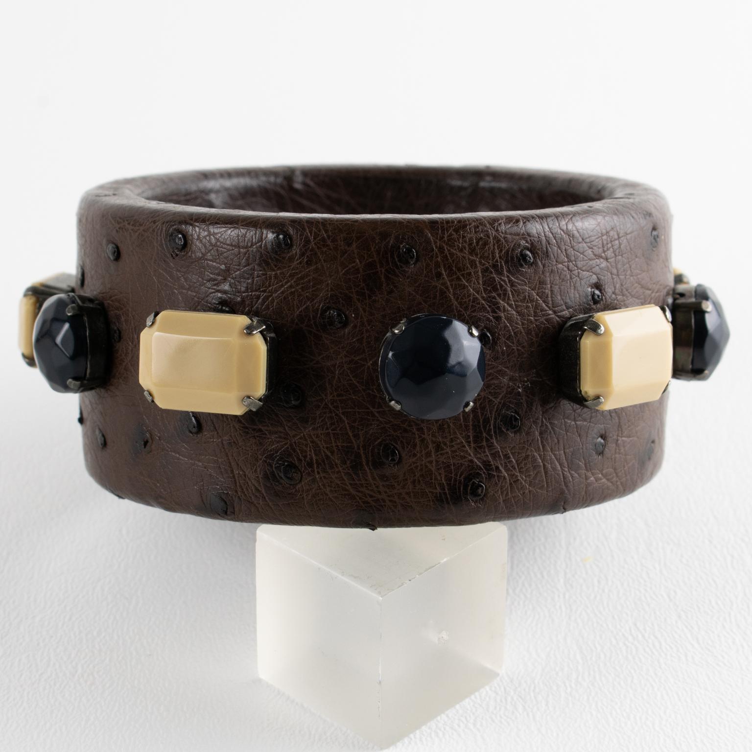 Bracciale Jewell in pelle di struzzo marrone cacao di Prada In condizioni ottime in vendita a Atlanta, GA