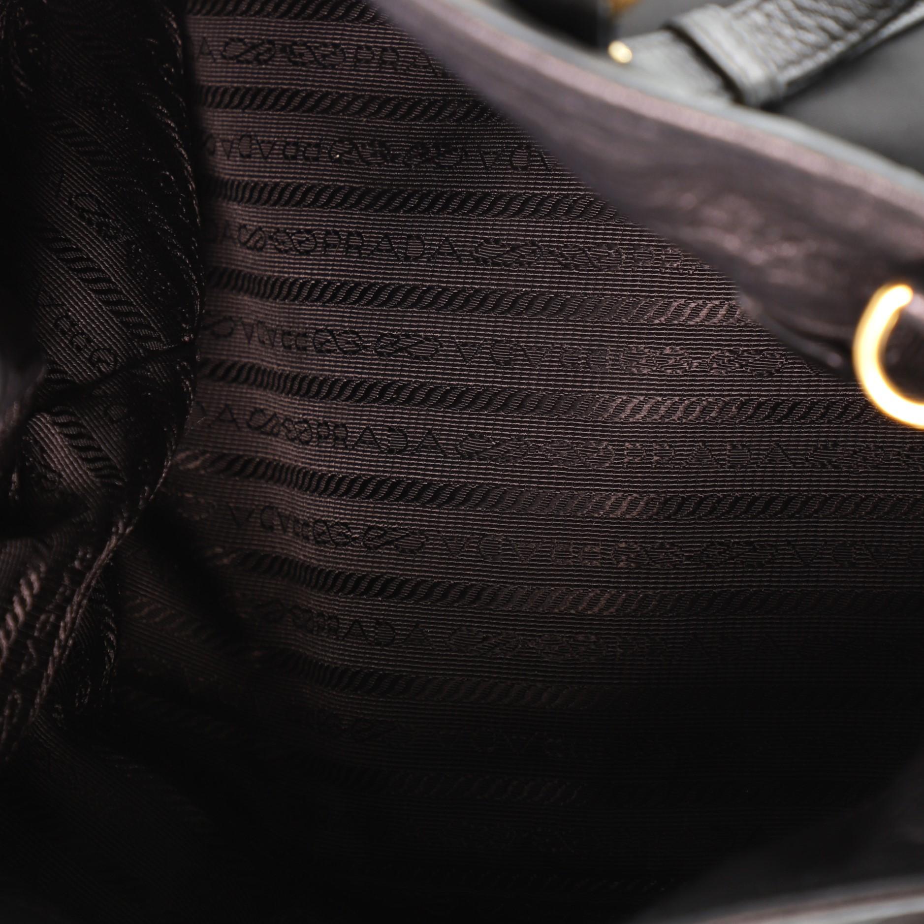 Prada Convertible Umhängetasche aus Leder und Tessuto mit Gürtel Medium 1