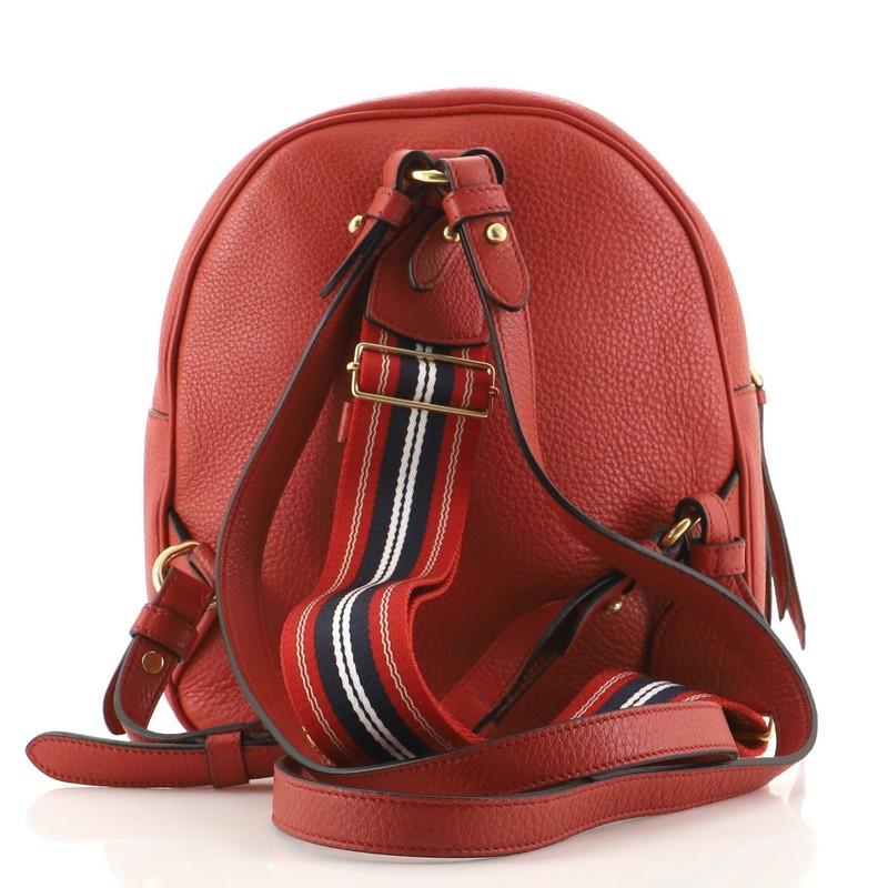Prada Convertible Front Pocket Rucksack Vitello Daino Klein im Zustand „Gut“ in NY, NY