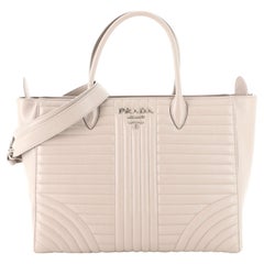 Prada Convertible Open Tote Diagramme Gestepptes Leder Medium