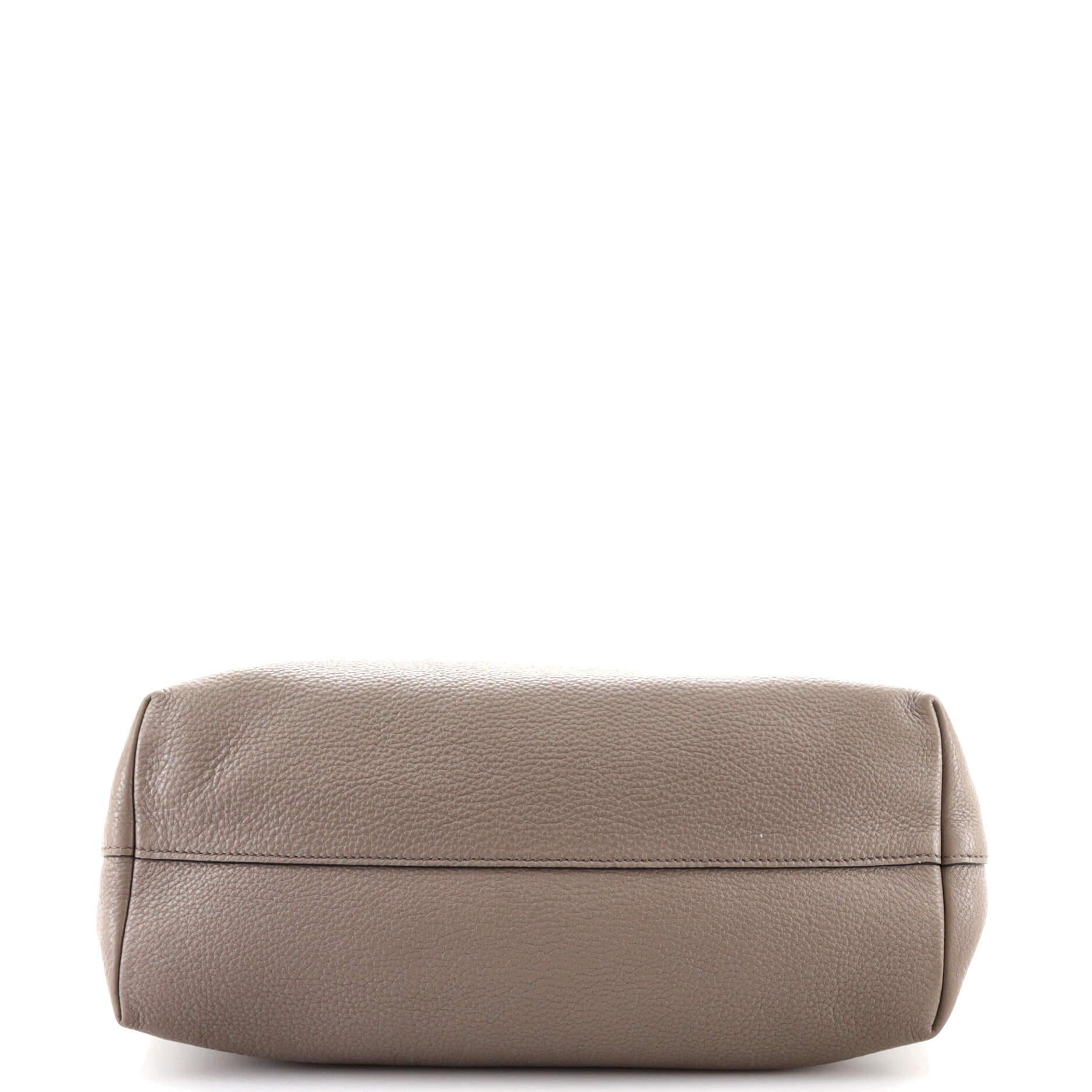Prada Convertible Shopper Tote Vitello Daino Groß im Zustand „Gut“ in NY, NY