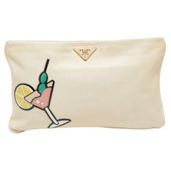 Prada Cremefarbene Martiniglas-Clutch aus Leder