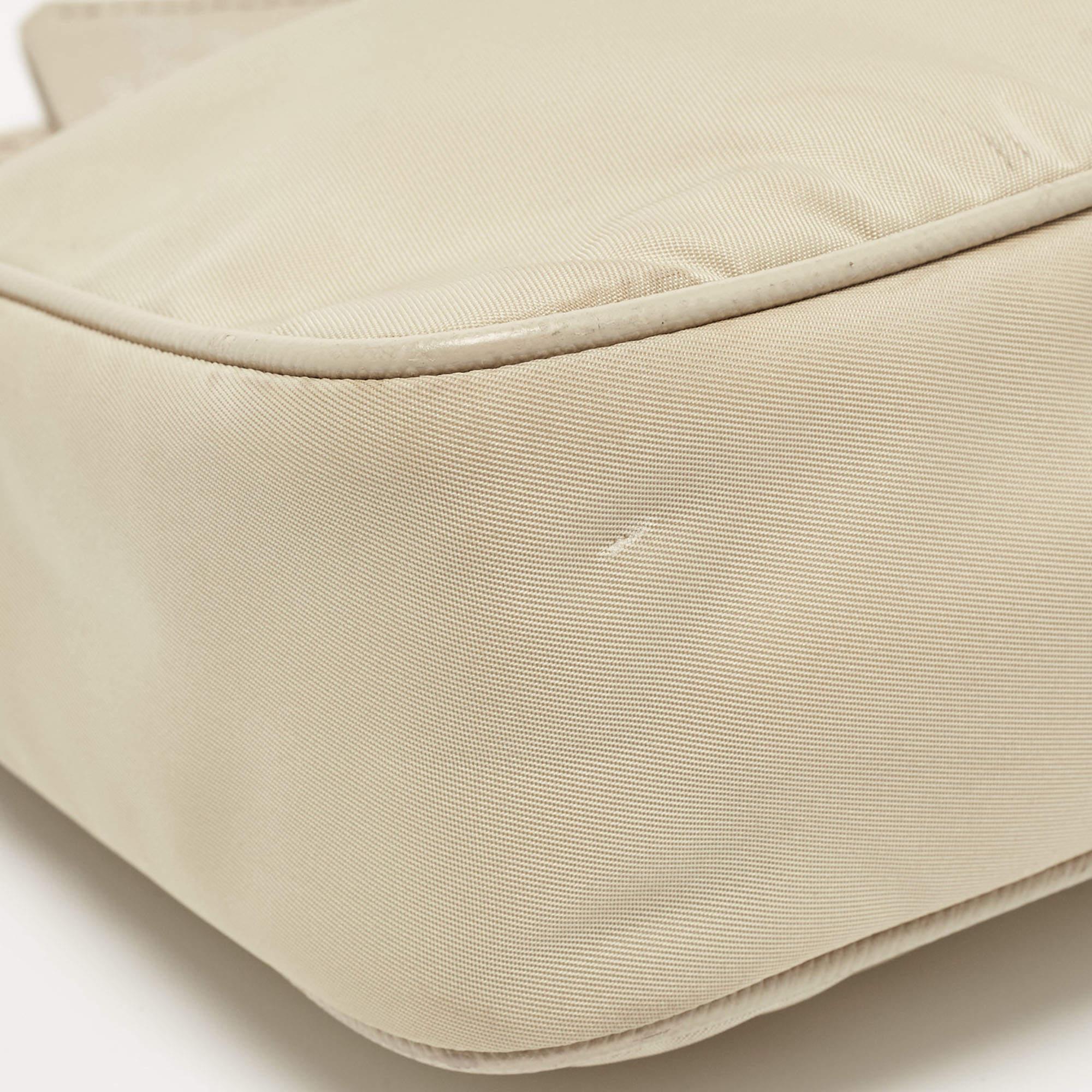Prada Cream Nylon and Leather Re-Edition 2005 Shoulder Bag 3