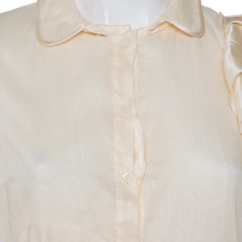 Prada Cremefarbenes Hemdkleid aus Seide mit abnehmbarem Kragendetail und Rüschen, M im Angebot 1