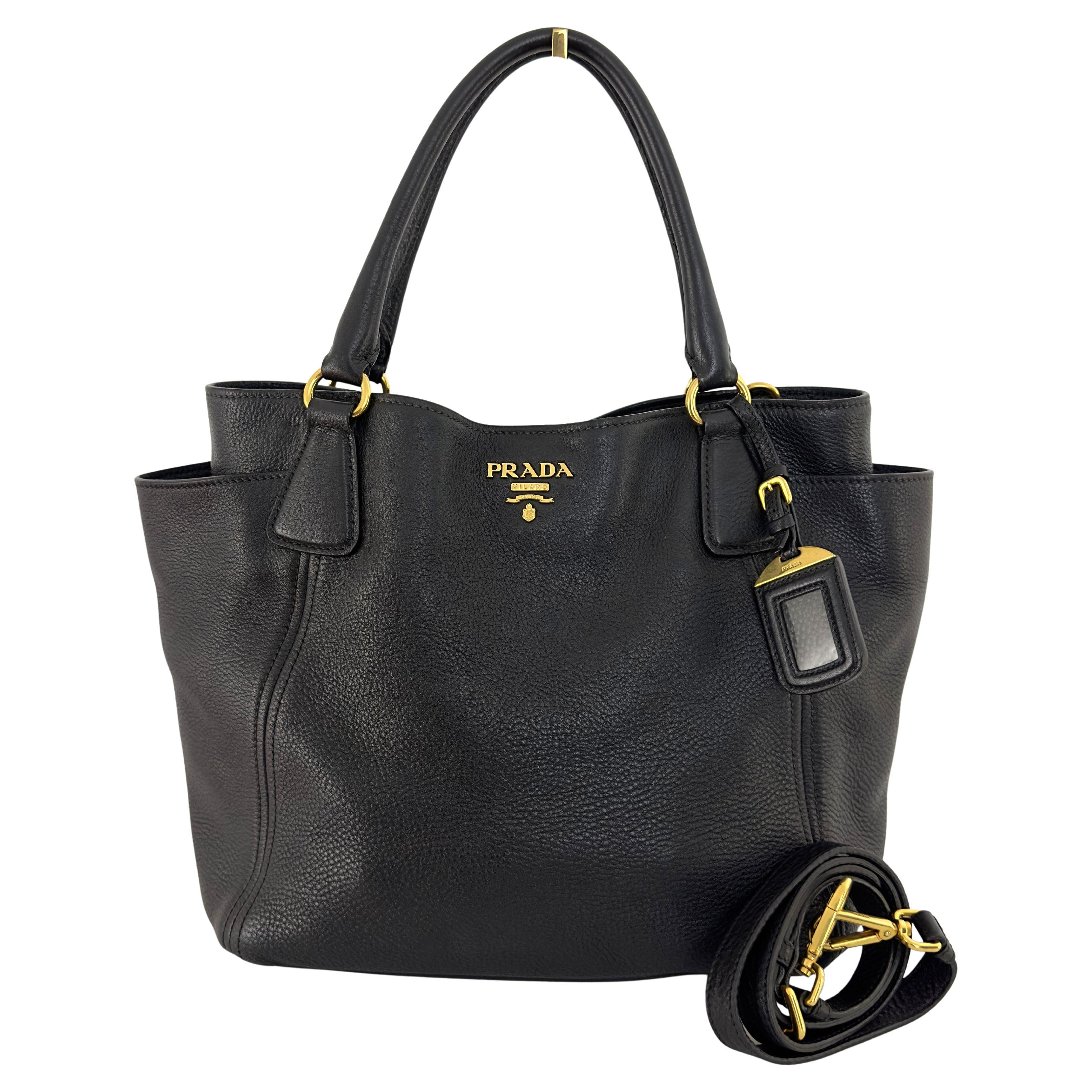 Prada Daino Crossbody Borsa in pelle nera Circa 2000 in vendita