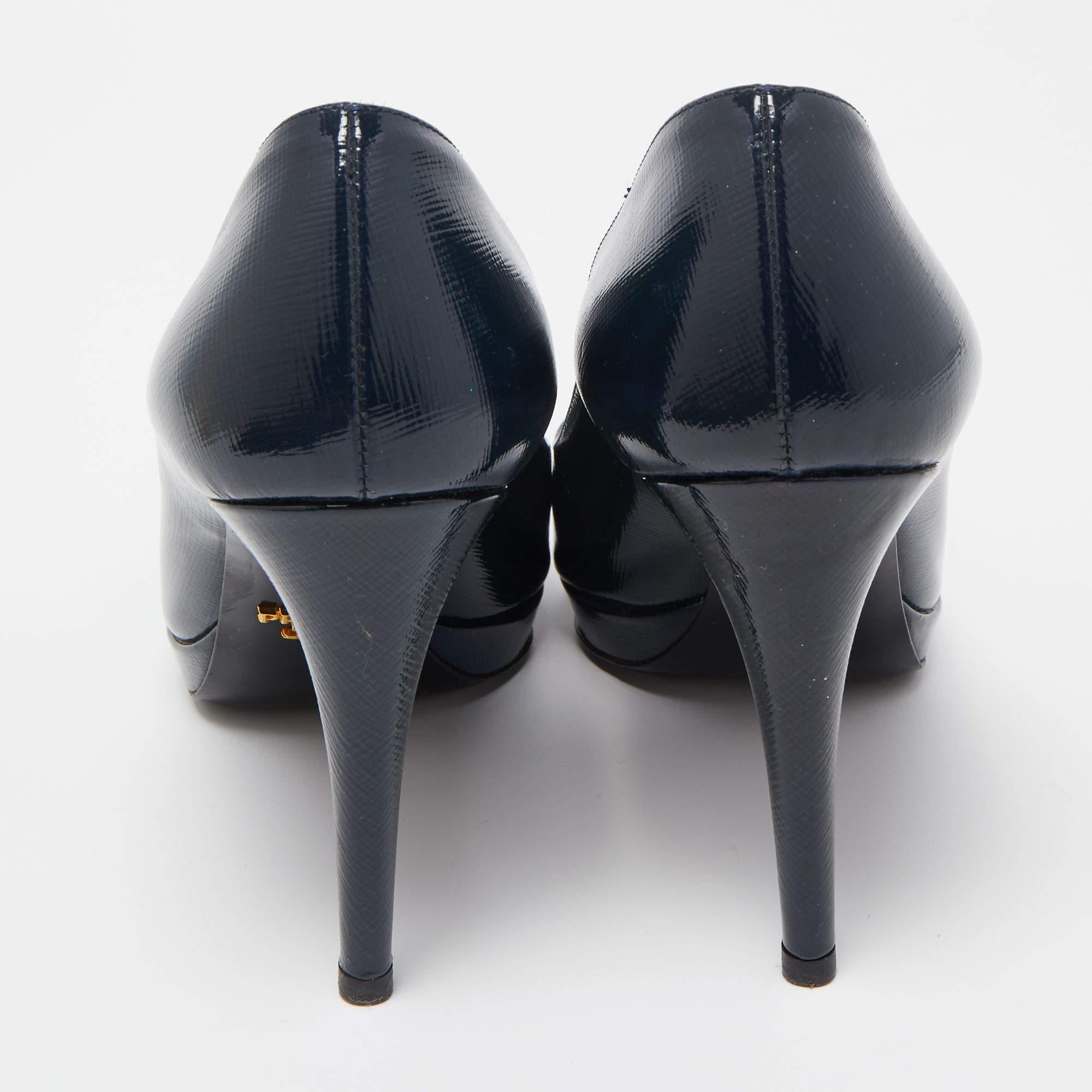 Black Prada Dark Blue Patent Leather Peep Toe Pumps Size 38 For Sale