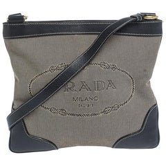 Prada Dunkelblau/Weiß Logo Jacquard Canvas und Leder Crossbody Tasche