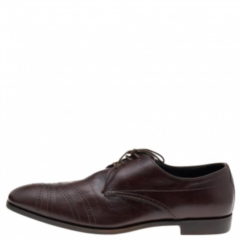 Prada Dark Brown Leather Lace Up Loafers Size 41.5 In Fair Condition For Sale In Dubai, Al Qouz 2