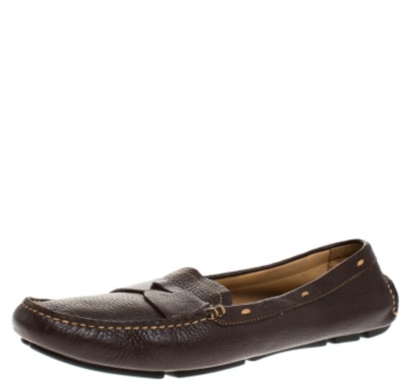 Prada Mocasines de cuero marrón oscuro Talla 39 en venta 1