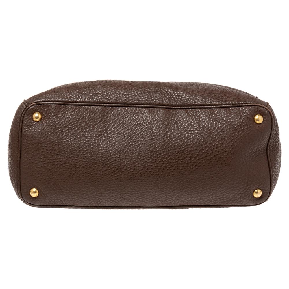 prada dynamique leather tote
