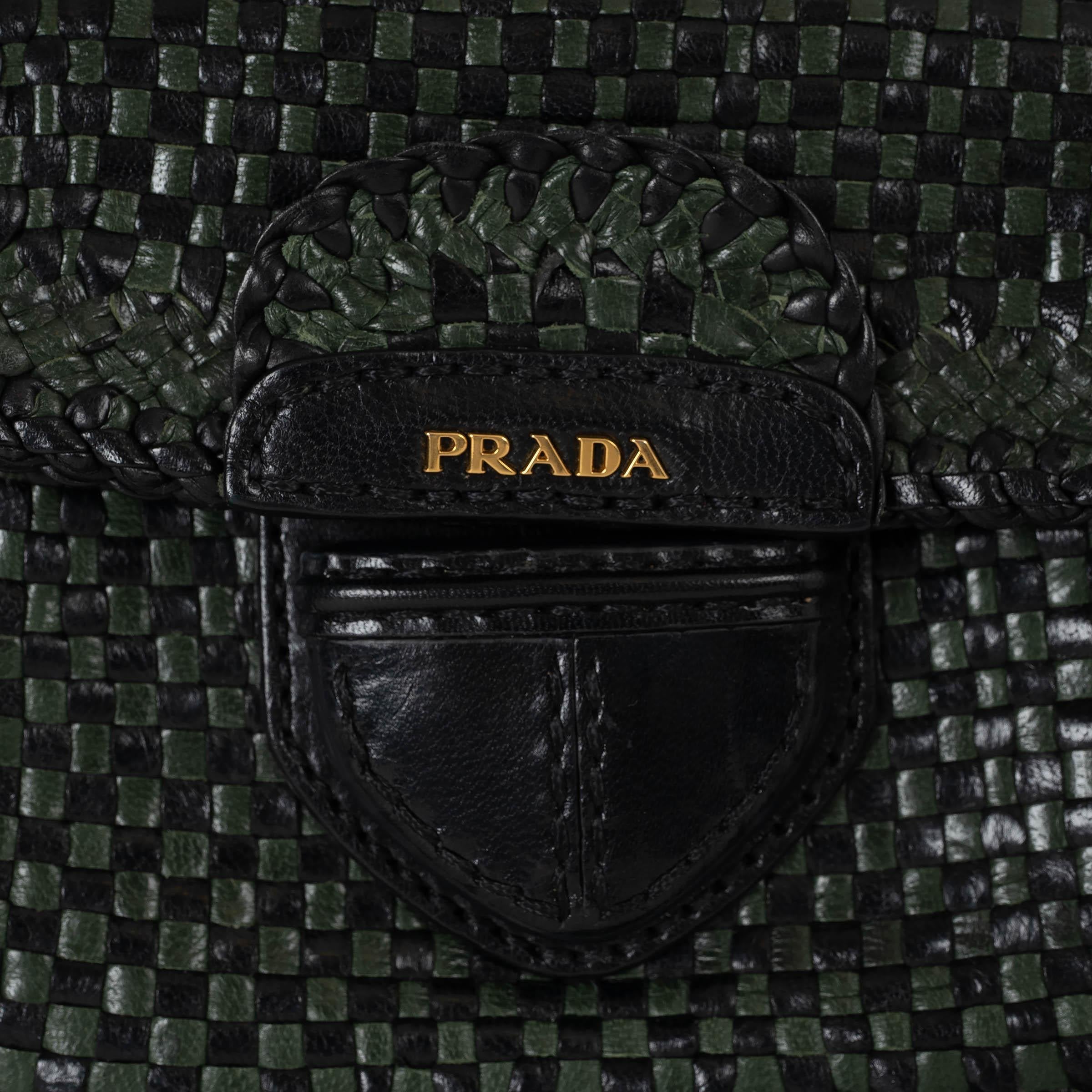 PRADA Borsa a tracolla MADRAS WOVEN in pelle verde scuro e nera in vendita 1