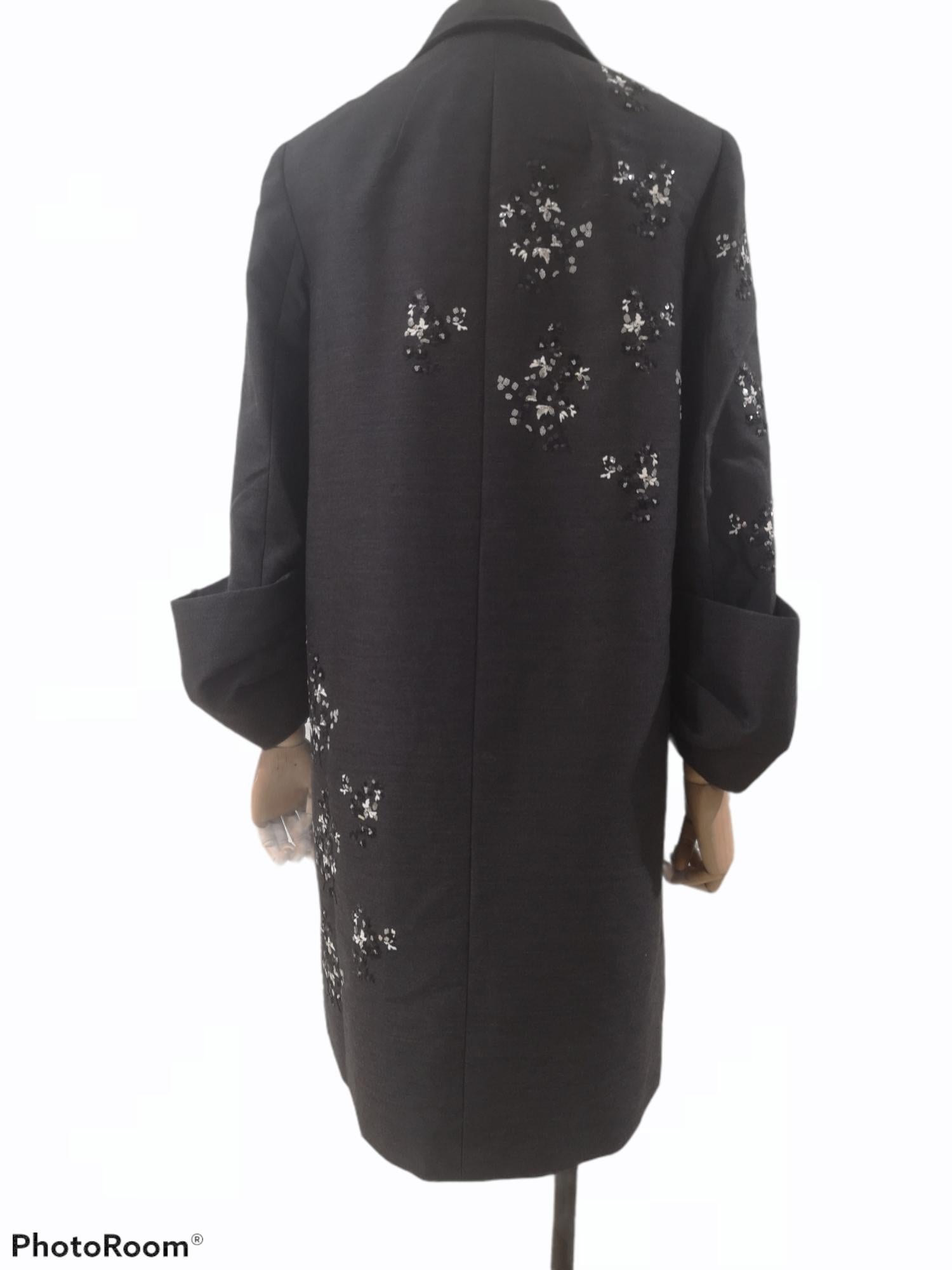 Prada dark grey sequins beads coat For Sale 4