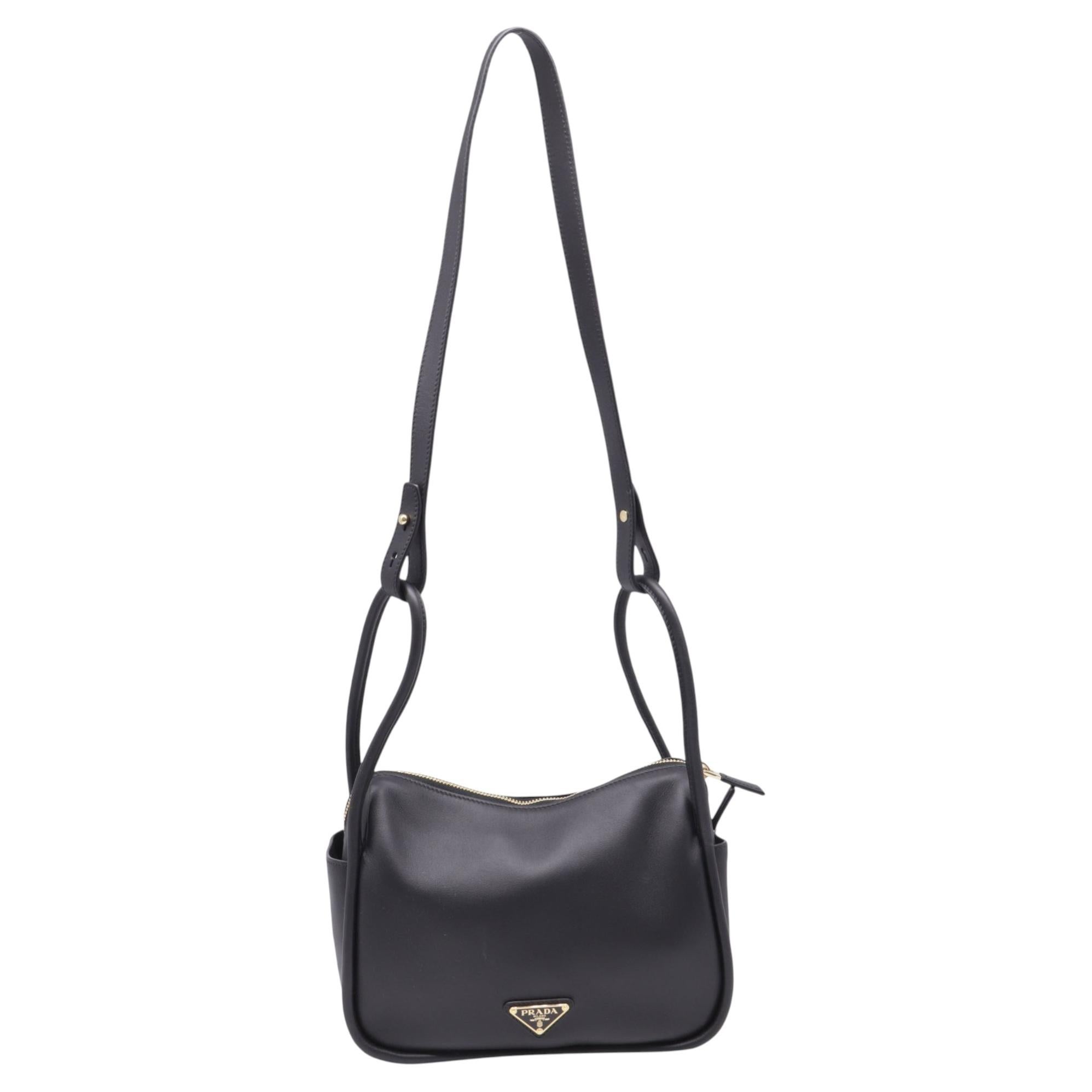 Borsa tote Prada Darling in pelle di vitello nera