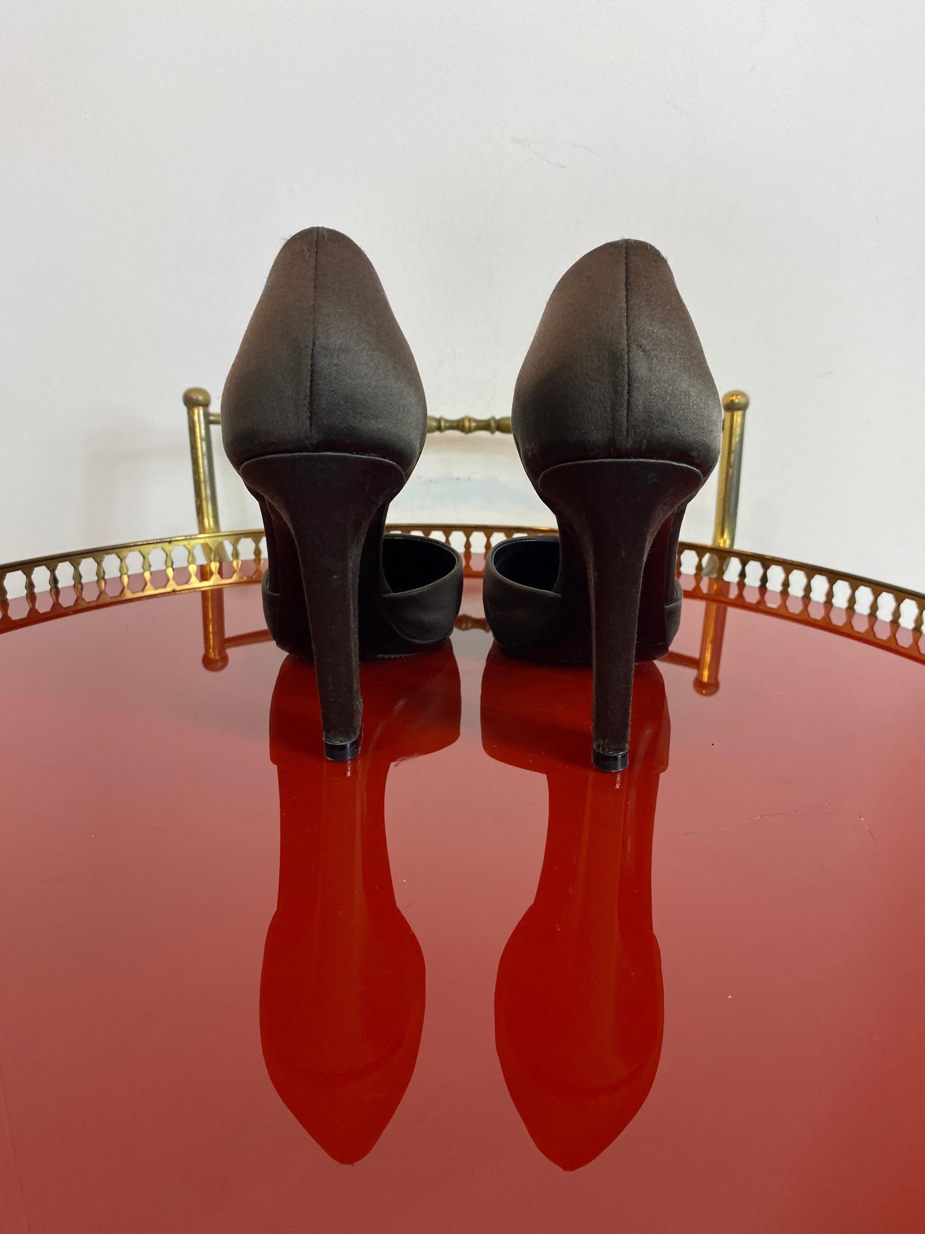 Escote Prada Negro en venta