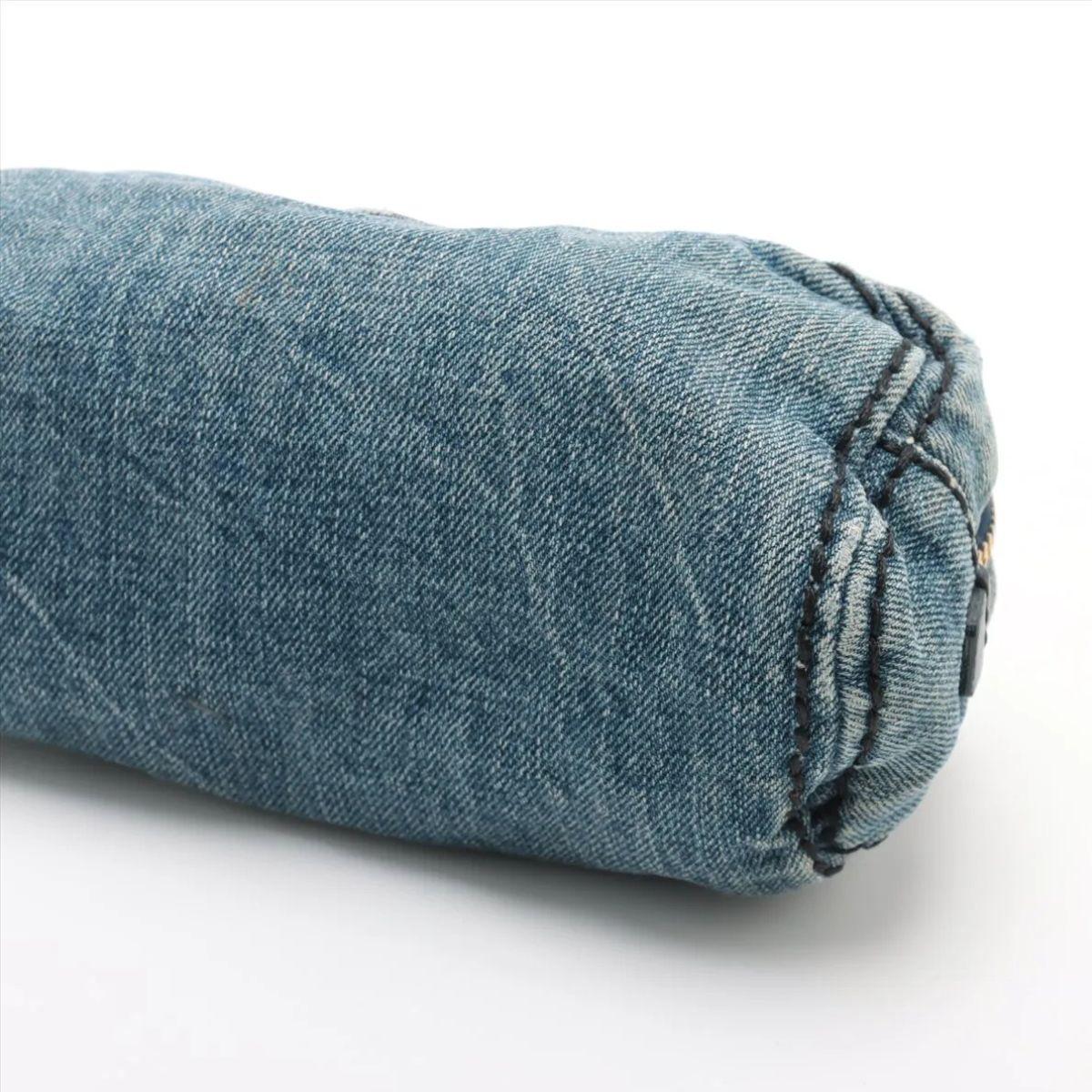 Prada - Pochette en denim - Bleu Bon état à Humacao, PR