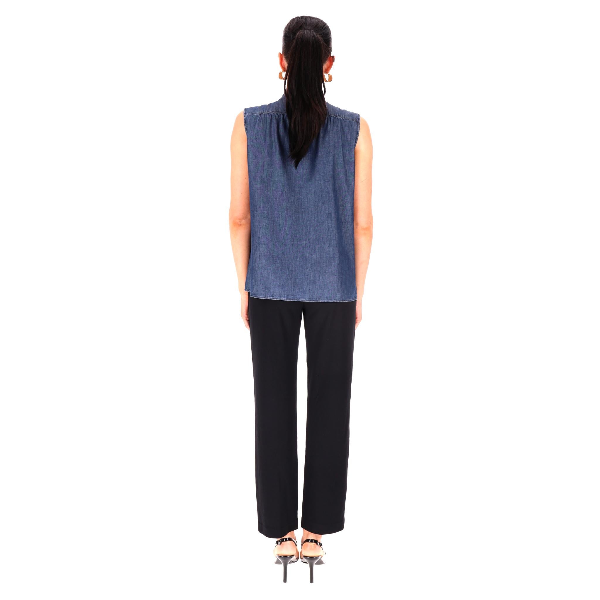 Prada - Top sans manches en denim avec lien au cou Excellent état - En vente à London, GB