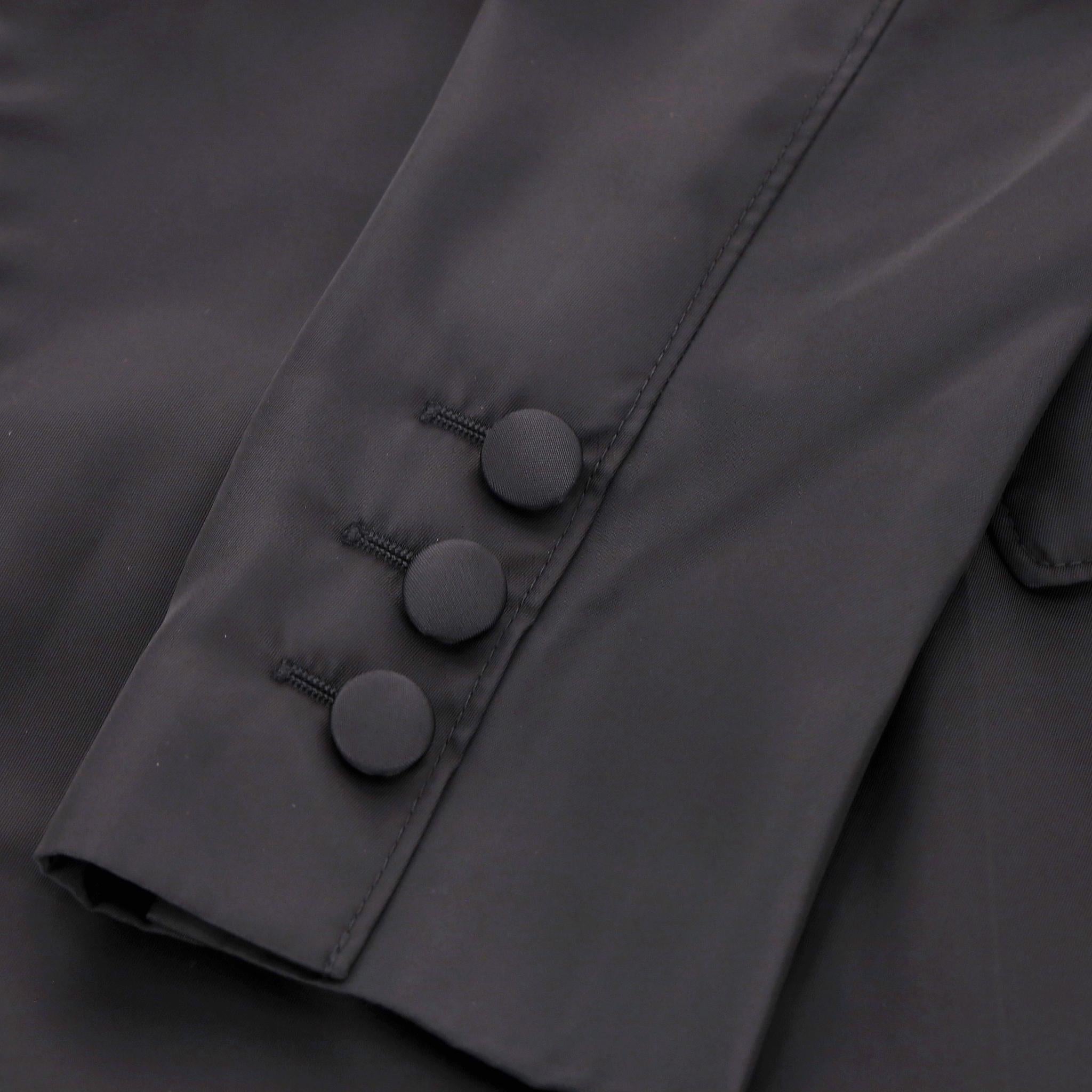 Blazer Prada de doble botonadura en venta 1