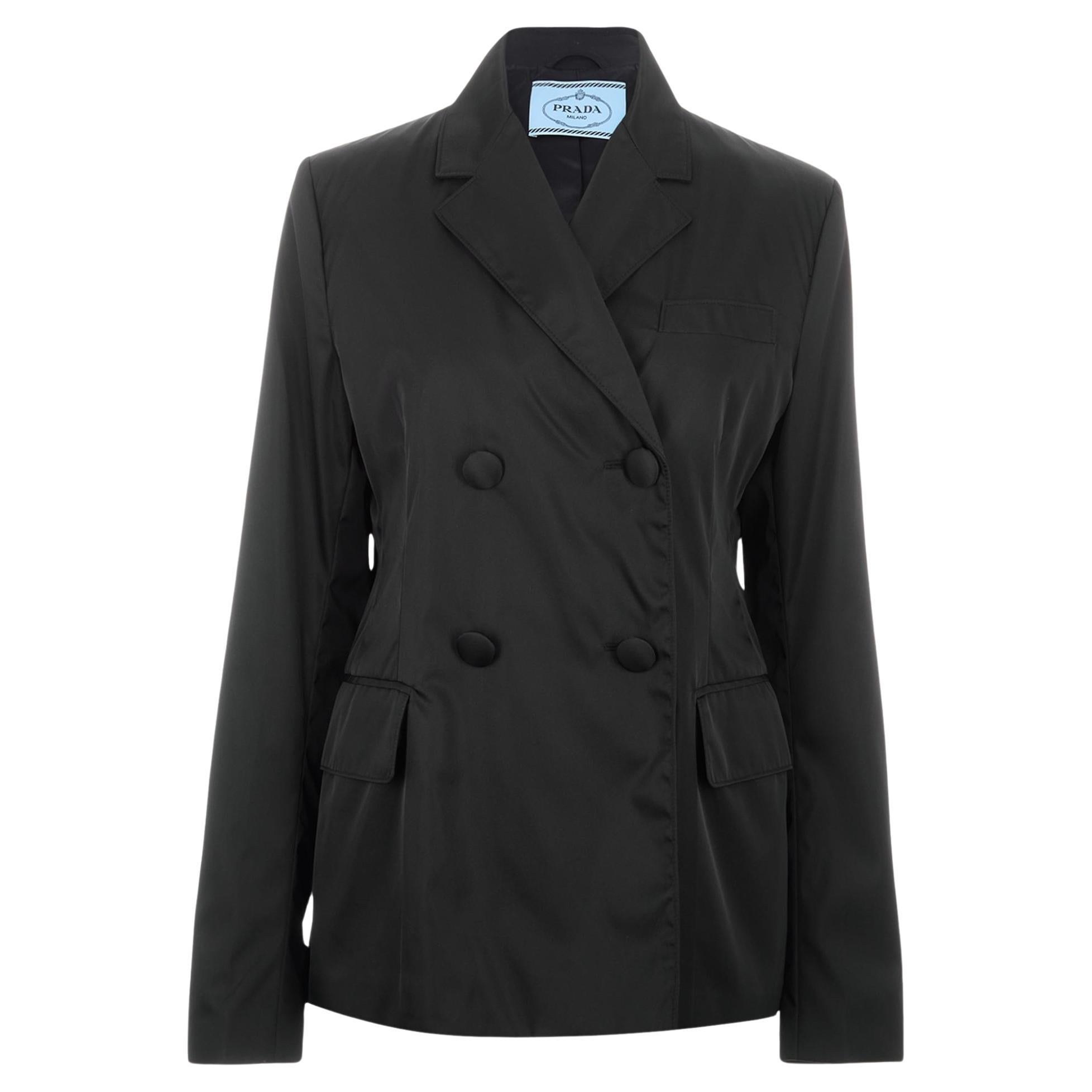 Blazer Prada de doble botonadura en venta