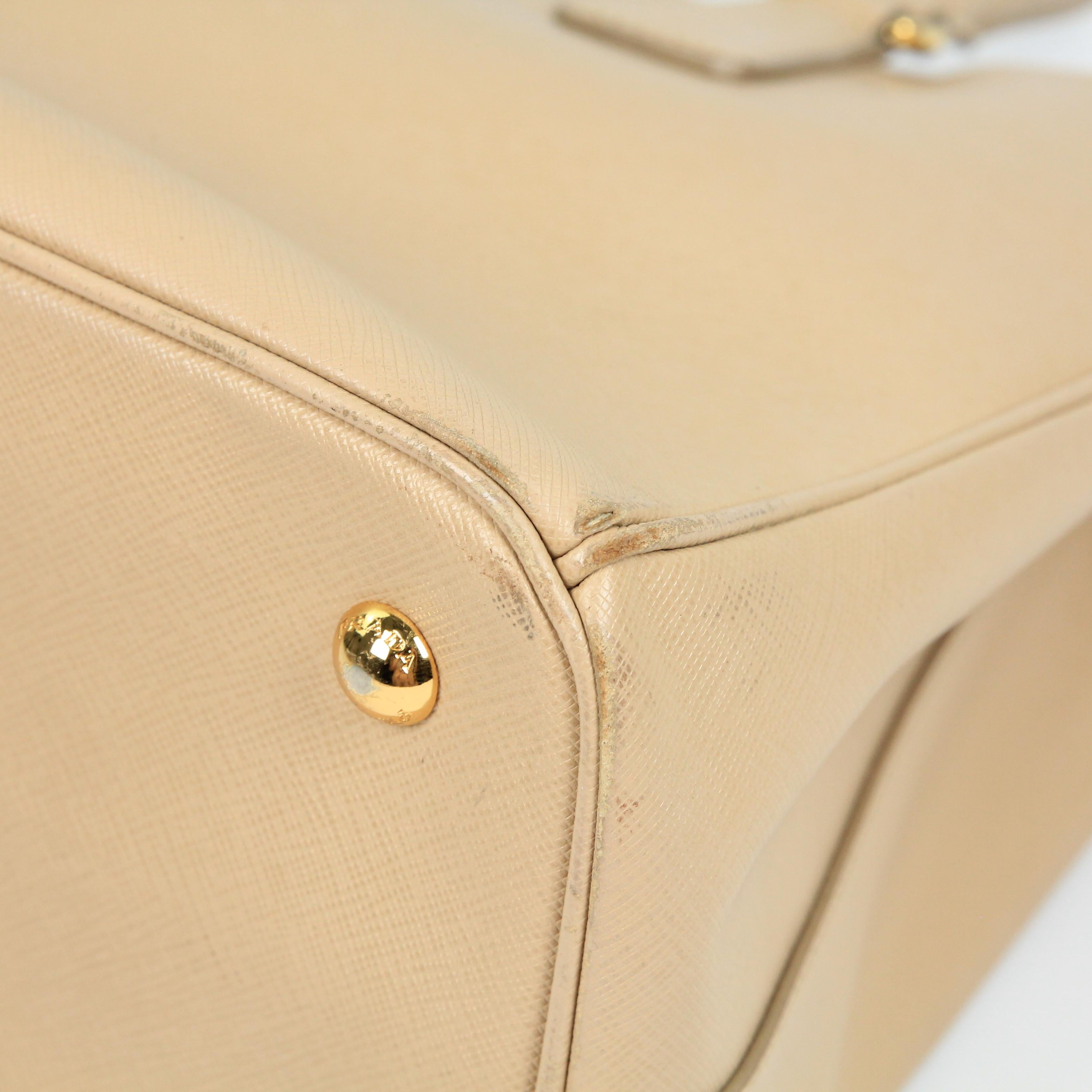 Prada Double leather handbag In Good Condition For Sale In Rīga, LV