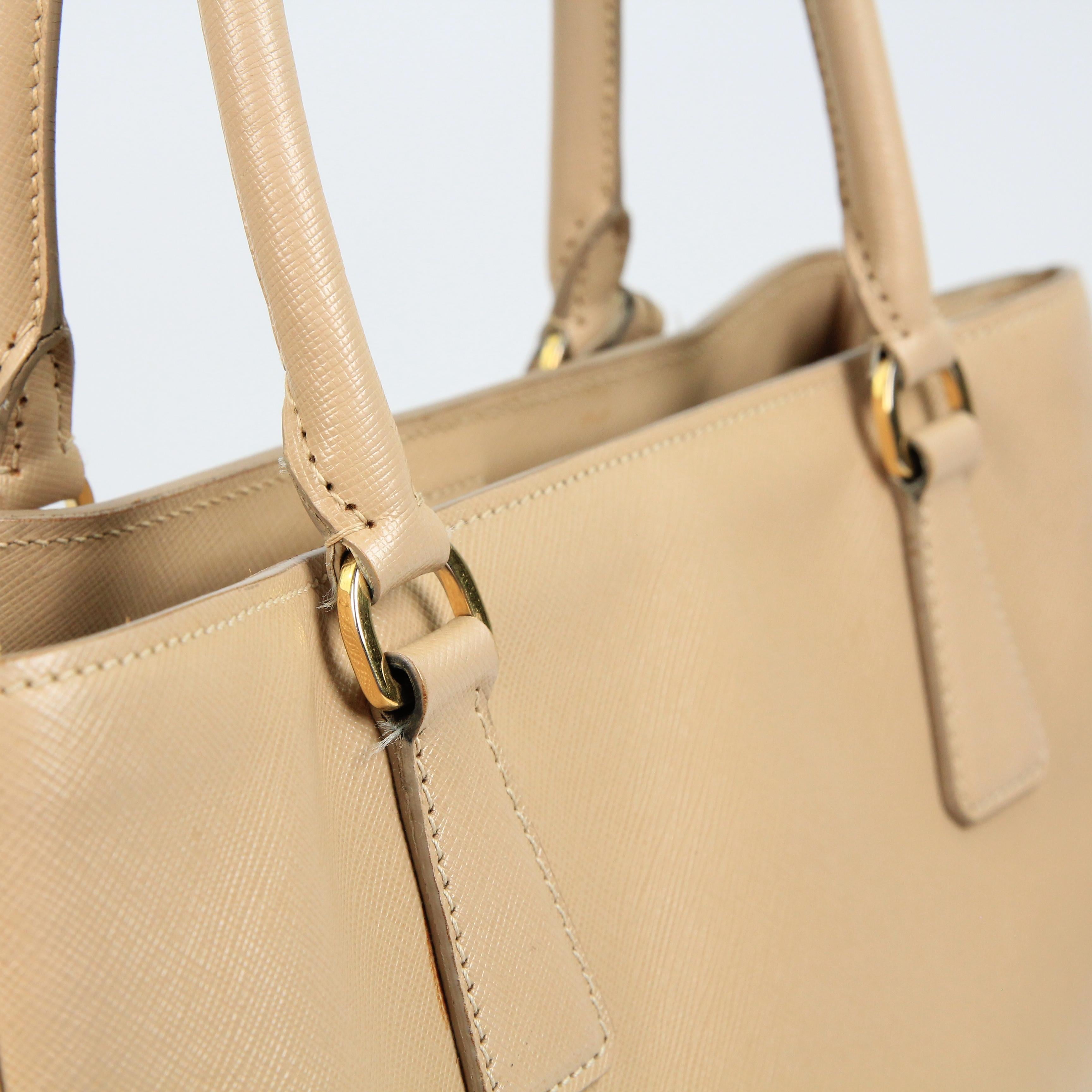 Prada Double leather handbag For Sale 2