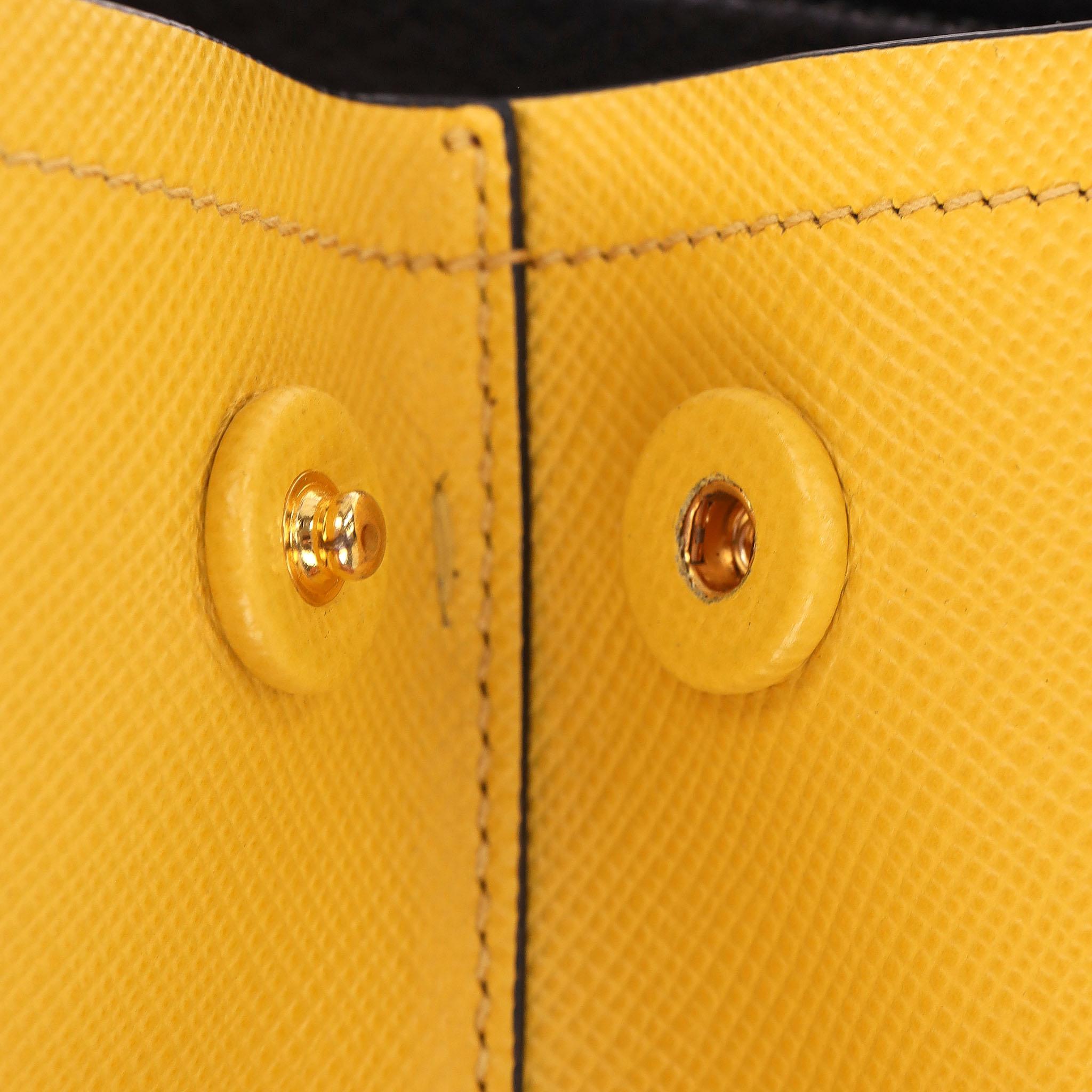 Prada Double Saffiano Leather Large Tote Bag en vente 7