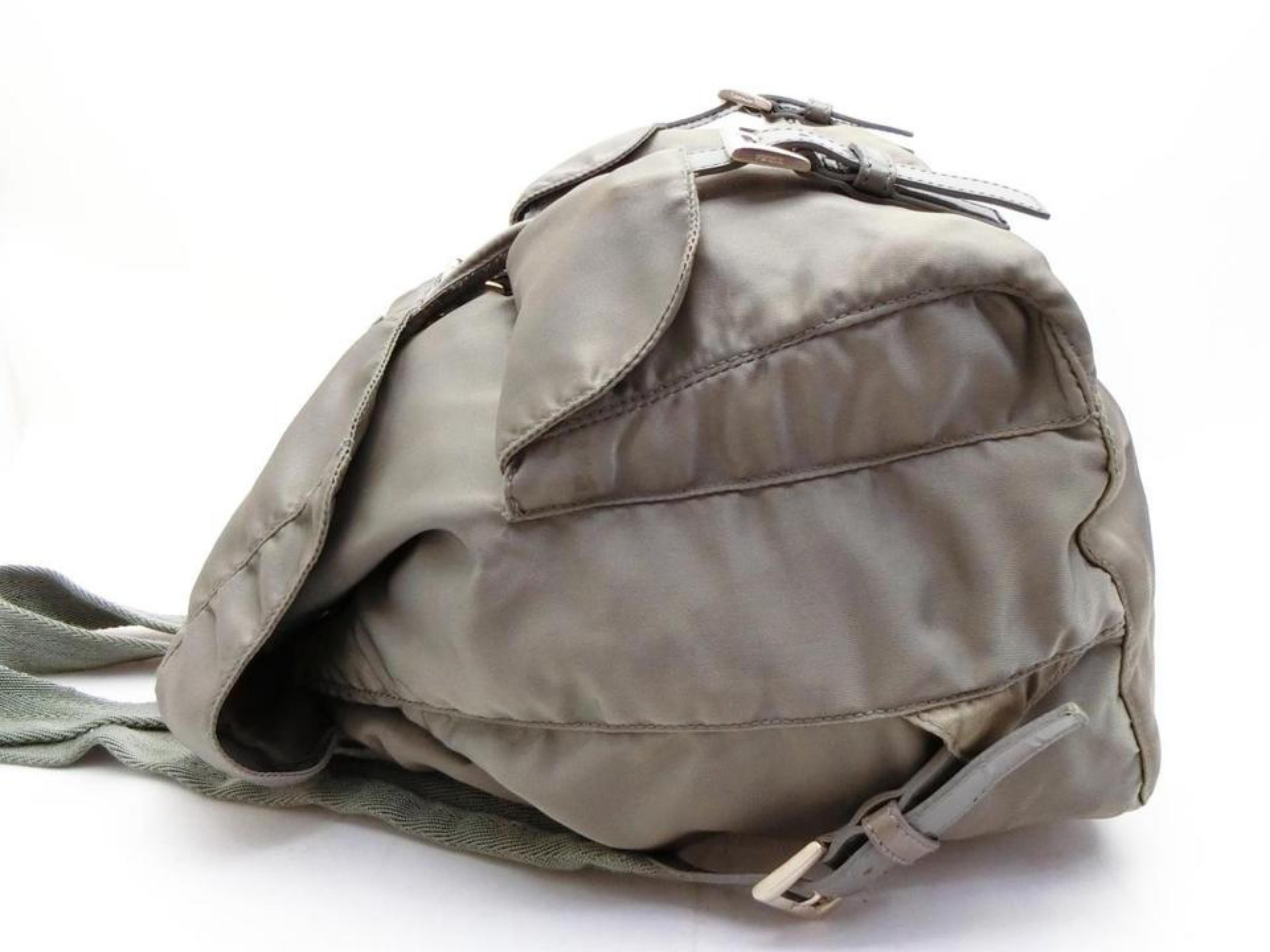 Prada Double Tessuto Pocket 230398 Gray Nylon Backpack For Sale 2