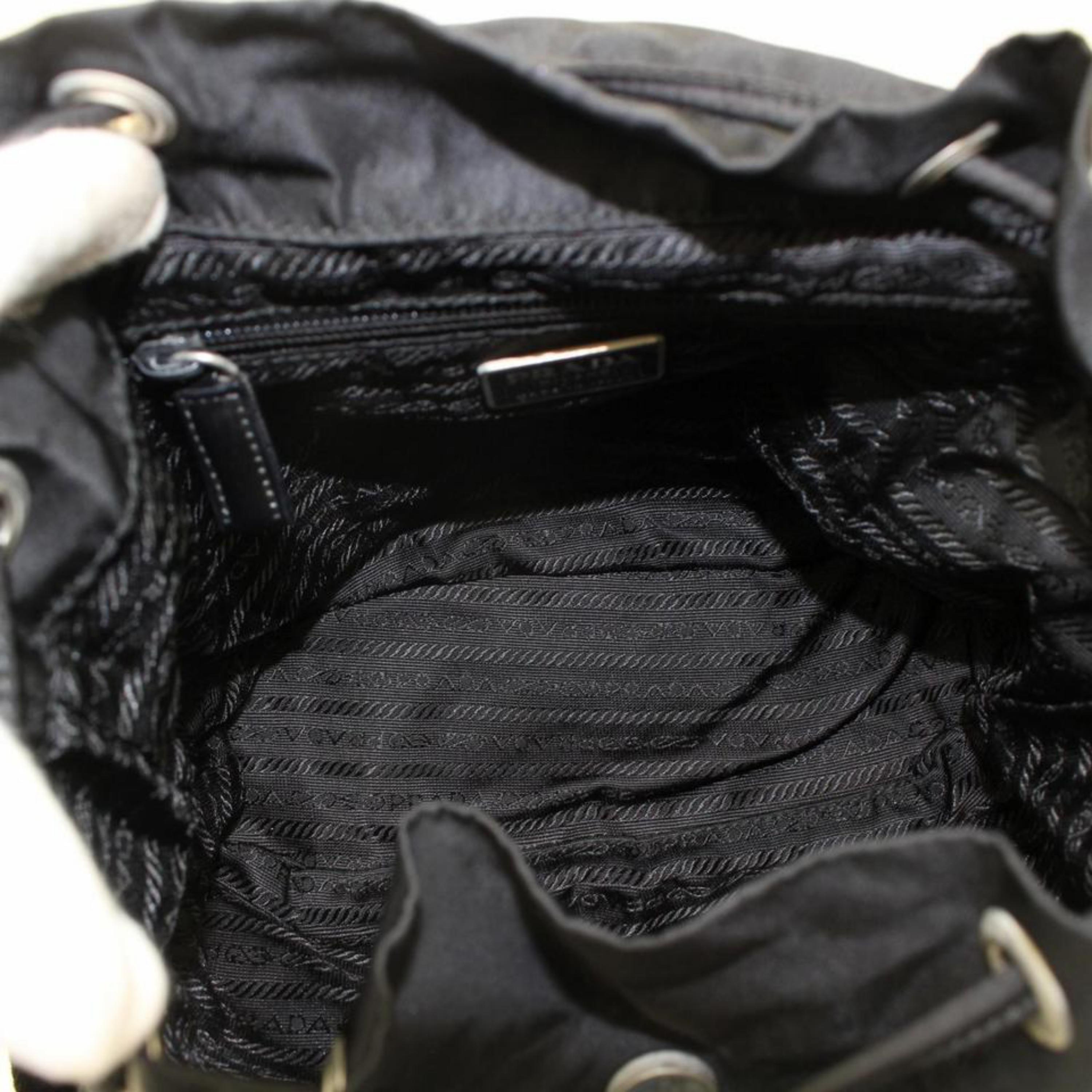 Prada Double Tessuto Pocket 867836 Black Nylon Backpack In Good Condition For Sale In Forest Hills, NY