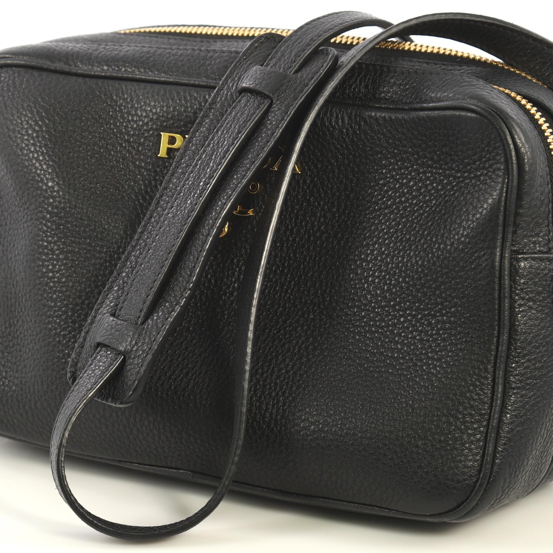 Prada - Sac photo à double fermeture éclair Vitello Phenix Medium 1