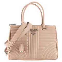 Prada Double Zip Tote Diagramme Gestepptes Leder Klein