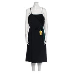 Prada Kleid mit Blumenakzent, Kollektion H/W 2019