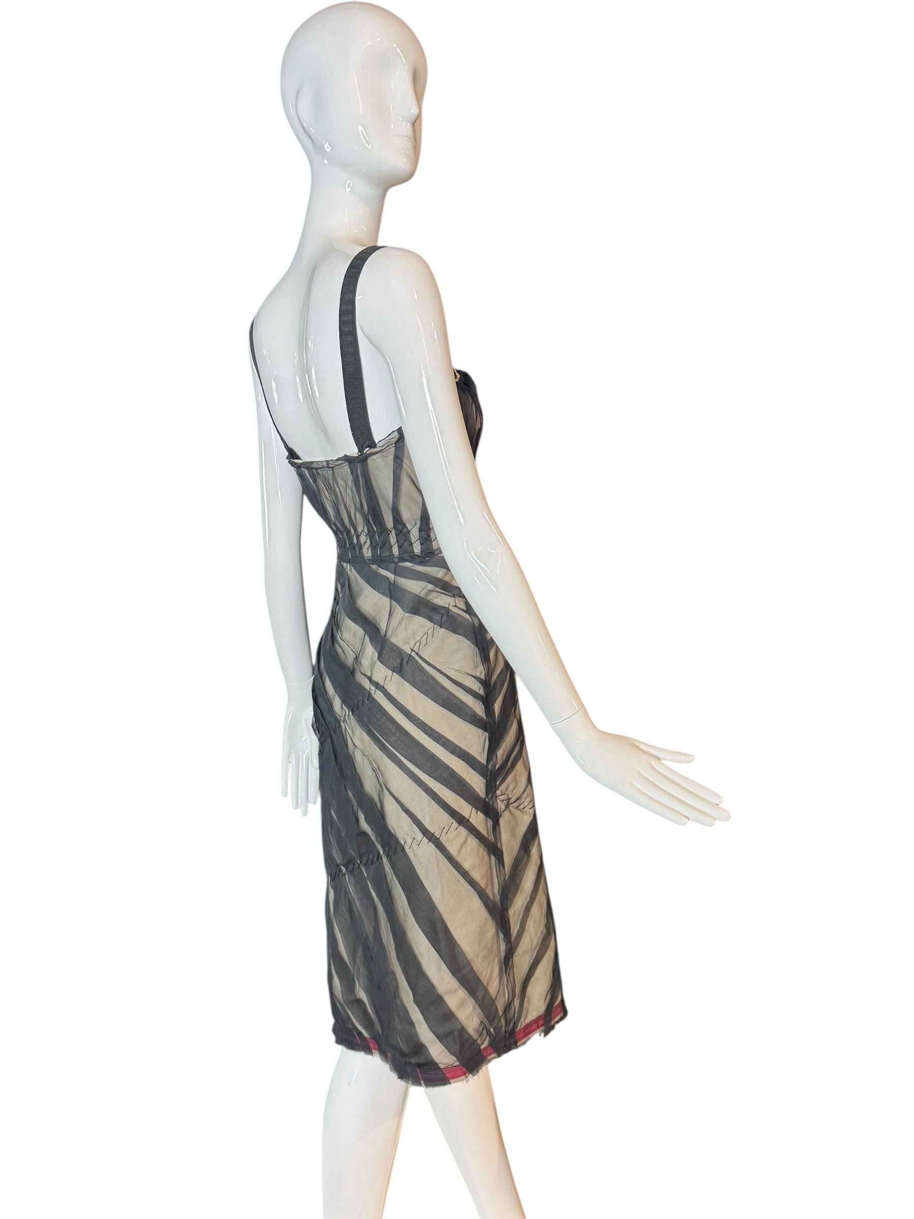 Prada - Vestito in seta a righe decostruito dei primi anni 2000 con bustier in vendita 6