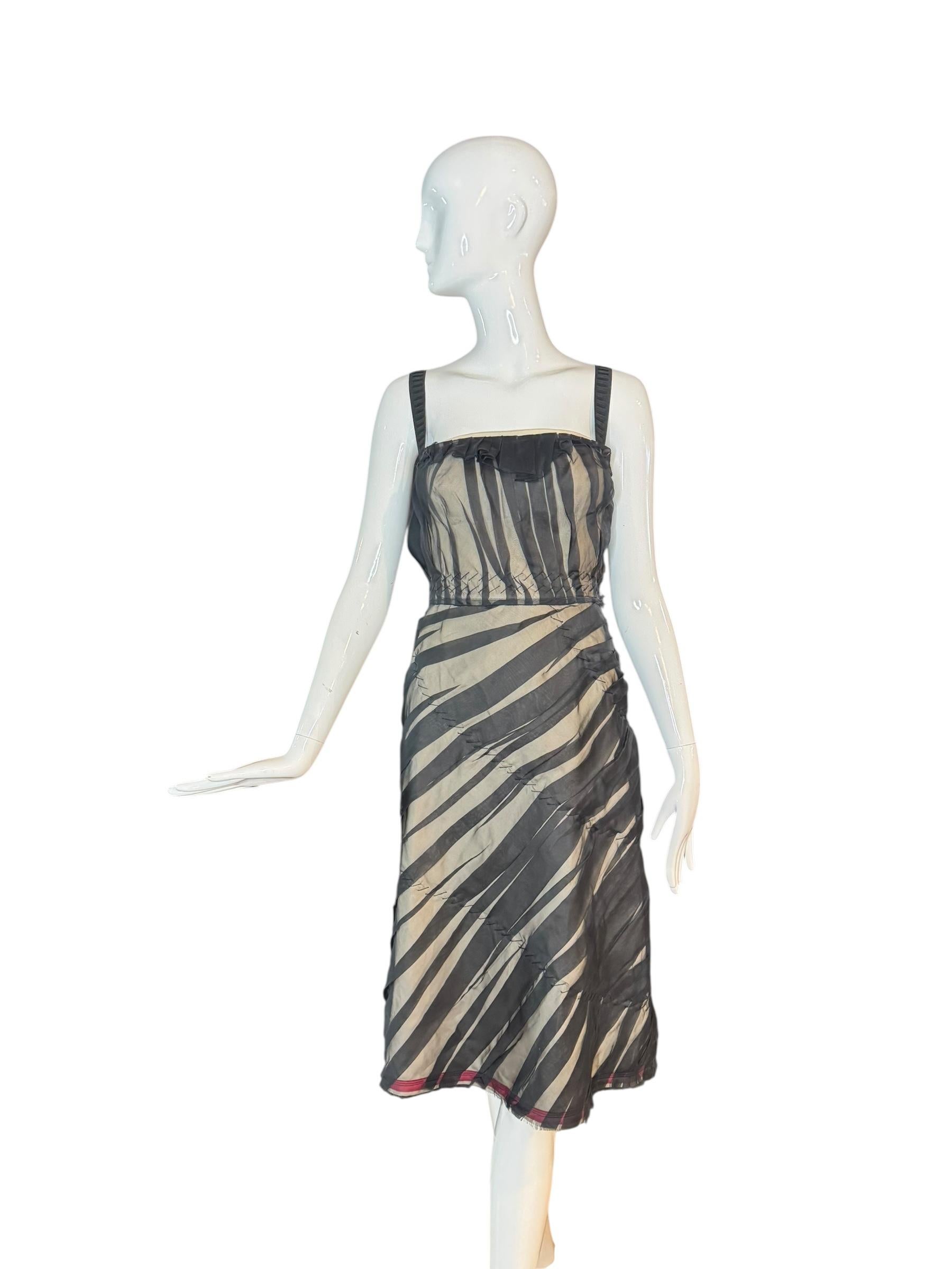Prada - Vestito in seta a righe decostruito dei primi anni 2000 con bustier in vendita 4