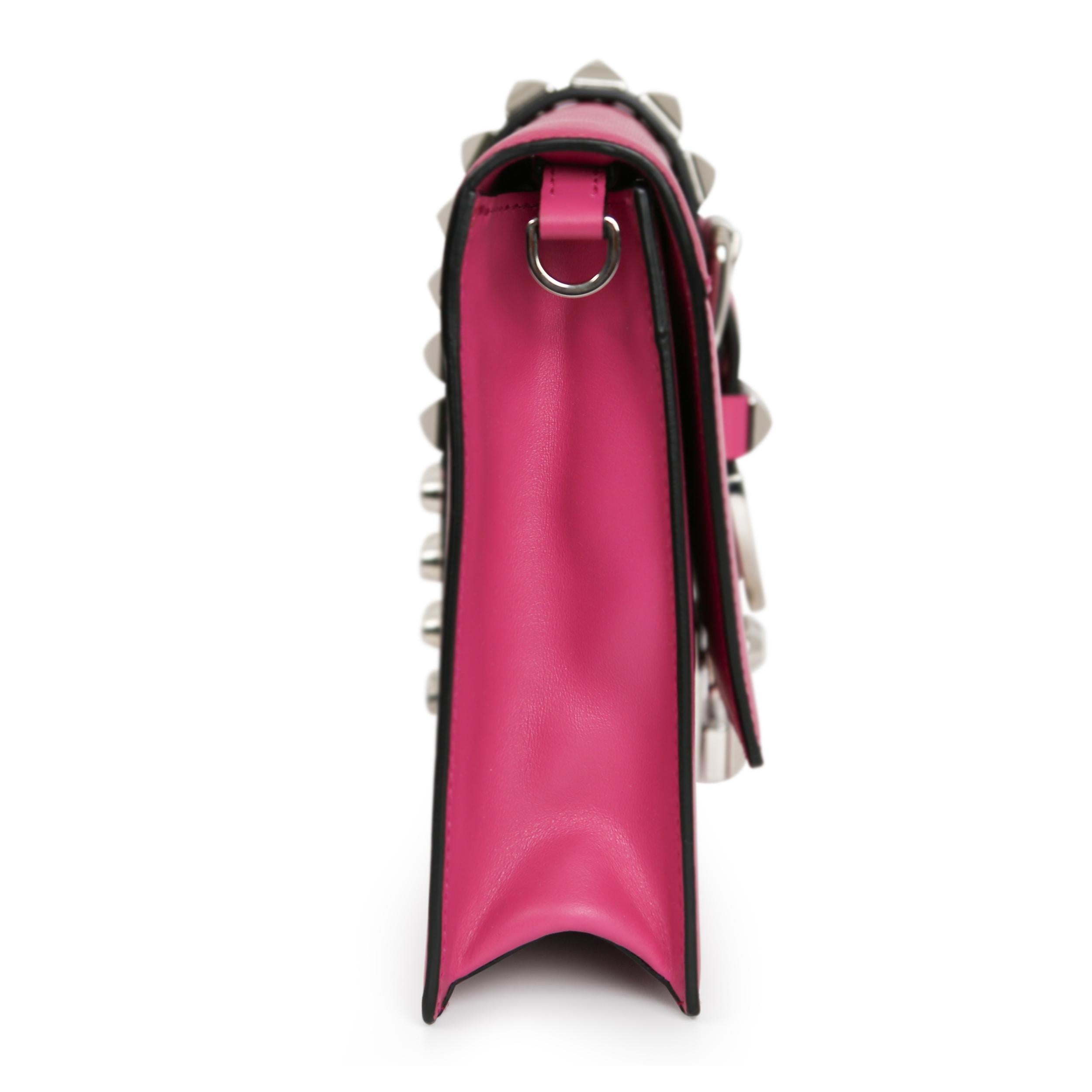 Prada Elektra Pink Crossbody Bag Excellent état - En vente à London, GB
