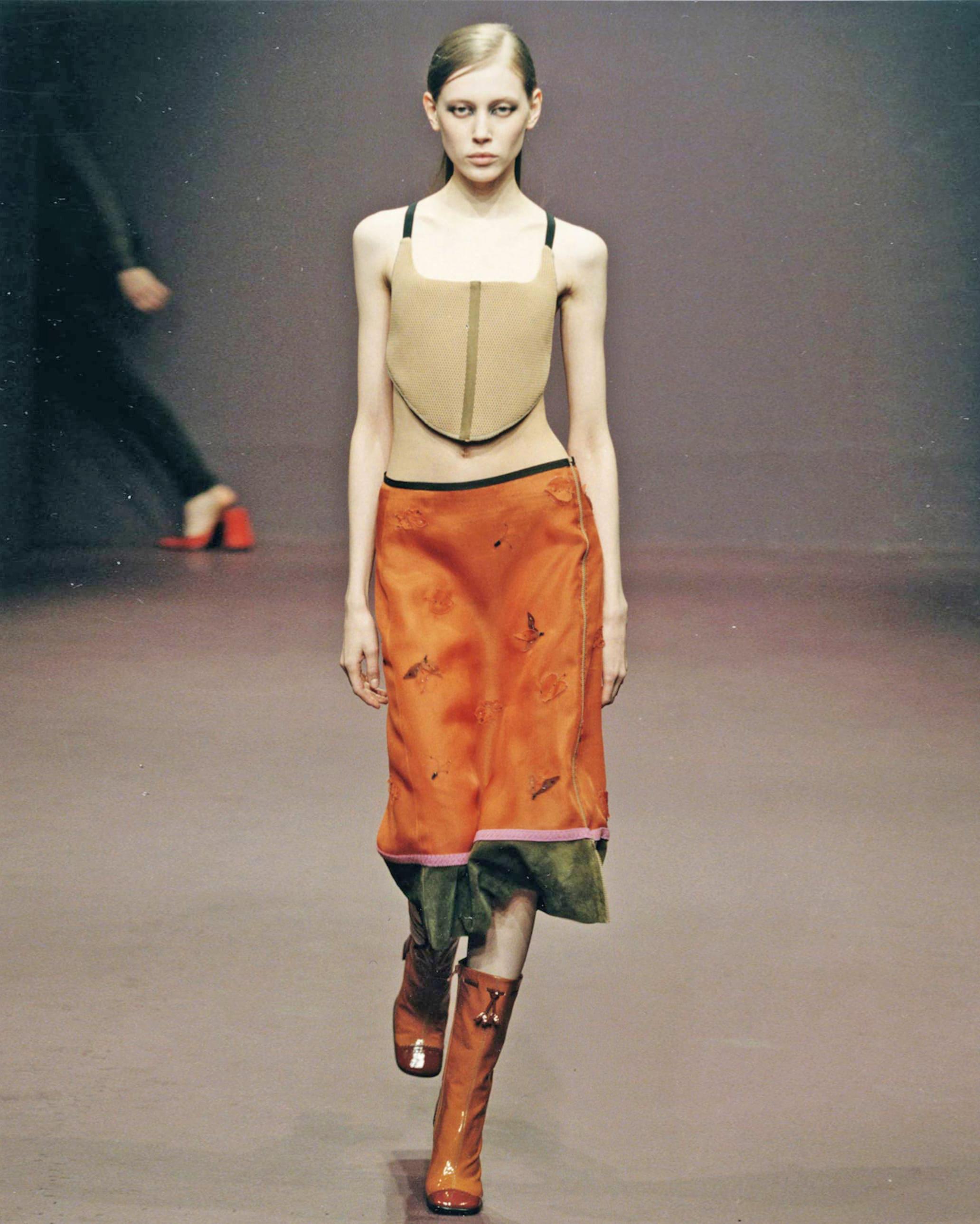 Prada embellished orange silk organza top and skirt set, fw 1999 In Excellent Condition For Sale In London, GB