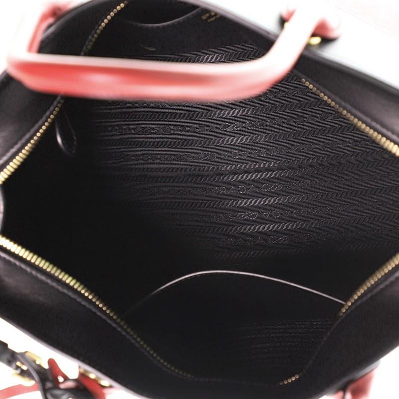 Women's or Men's Prada Esplanade Bag Saffiano Leather Medium